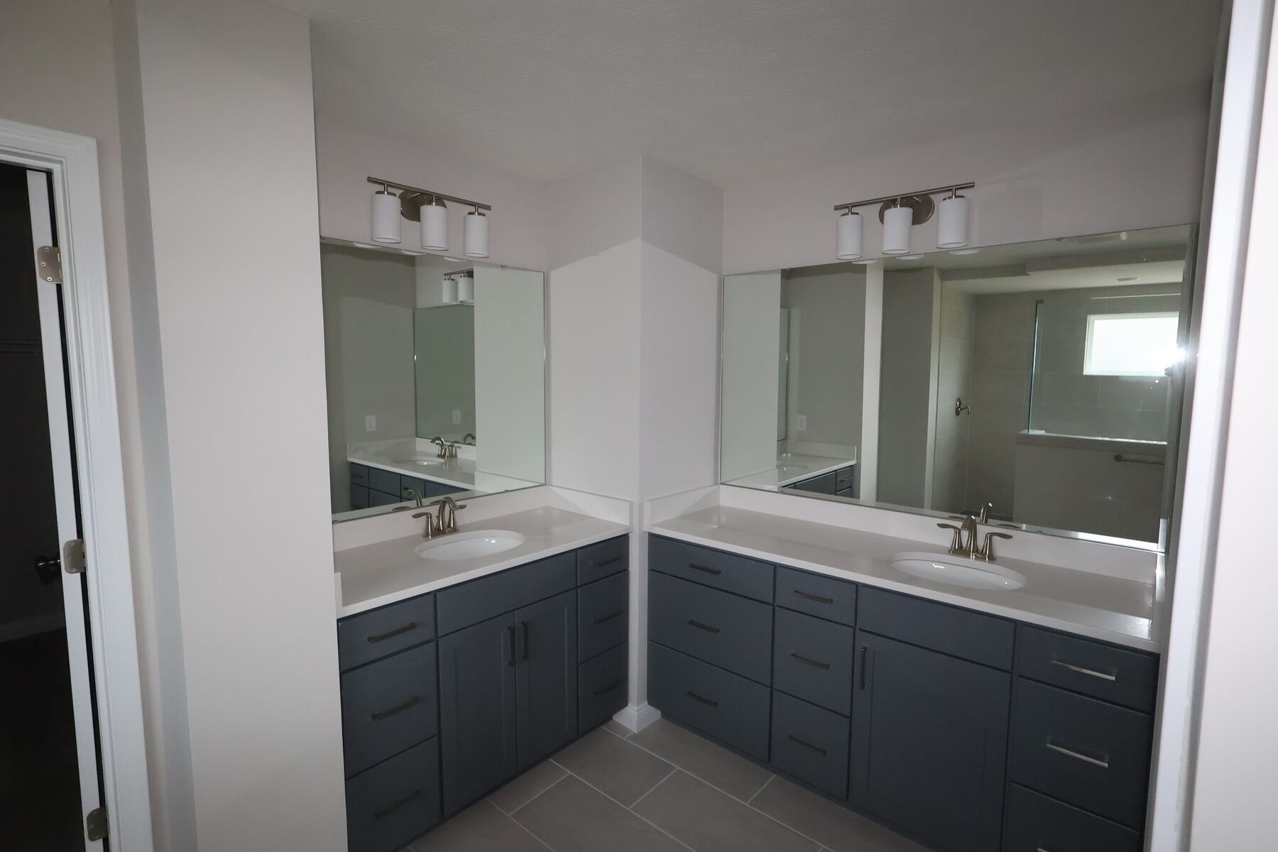Owner's Bathroom