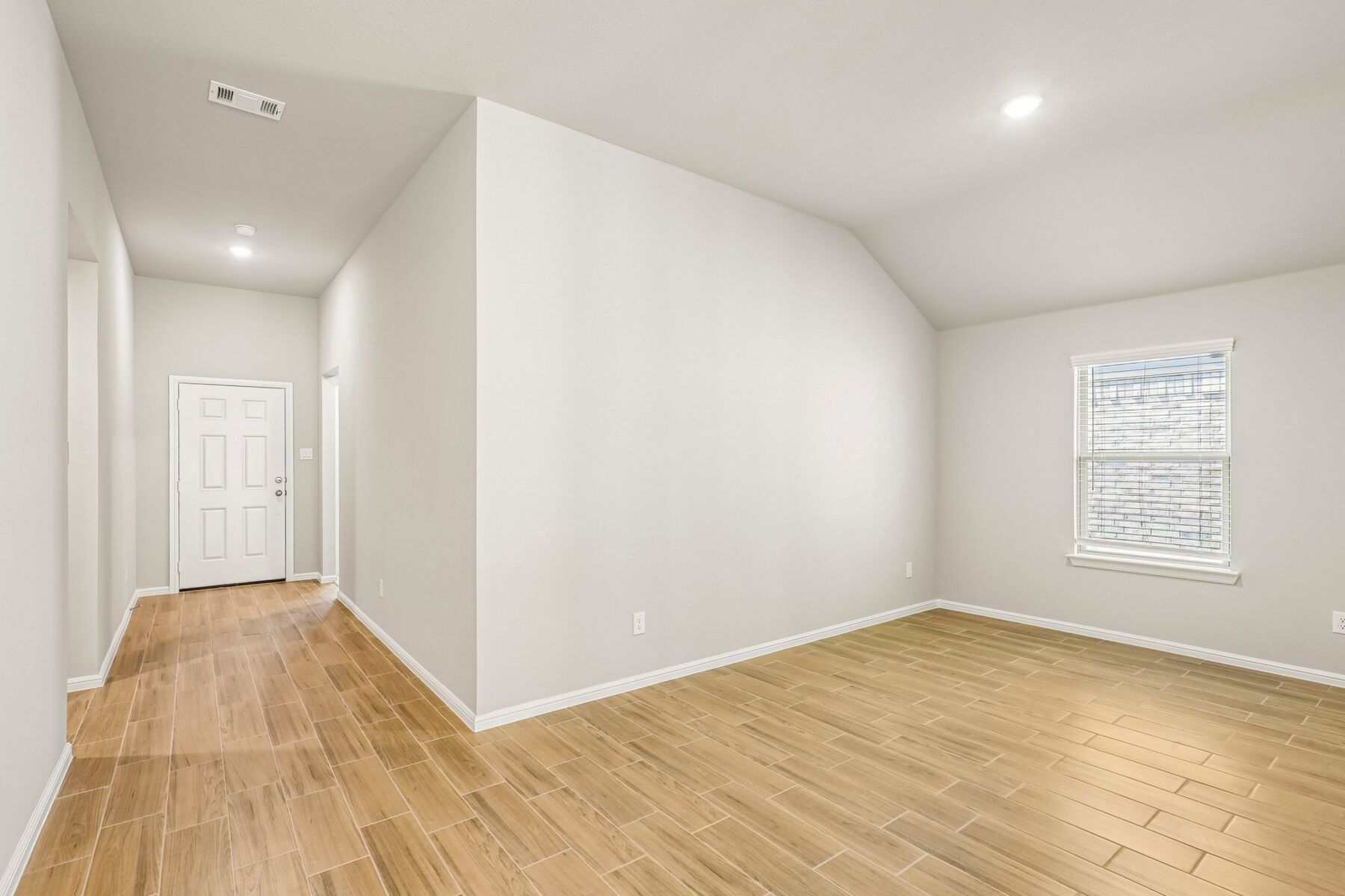 Flex Room