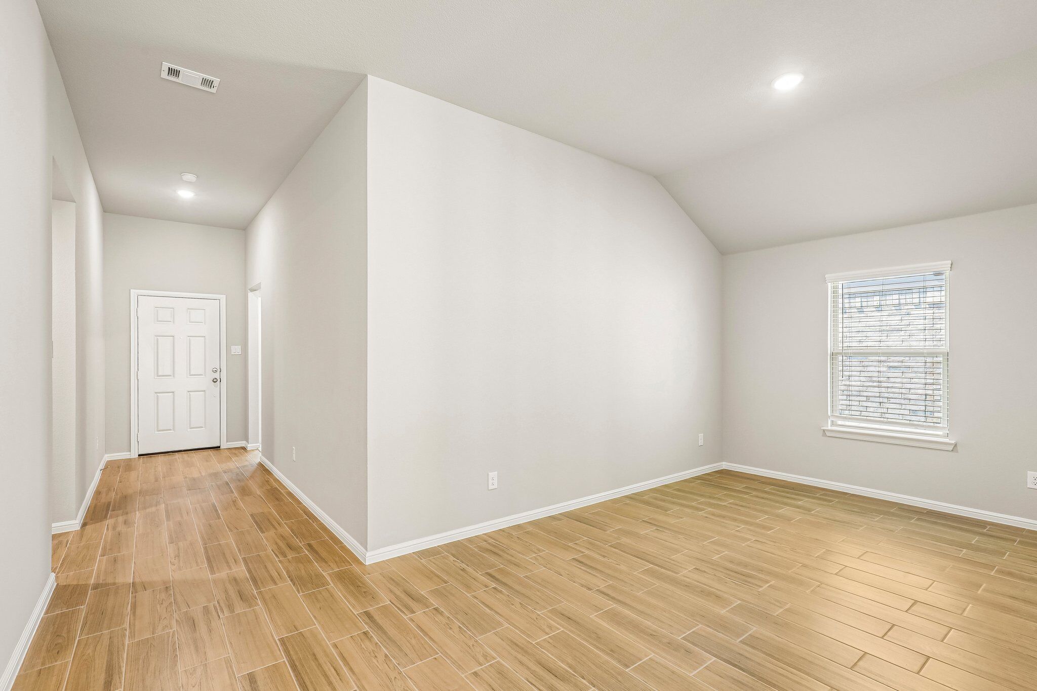 Flex Room