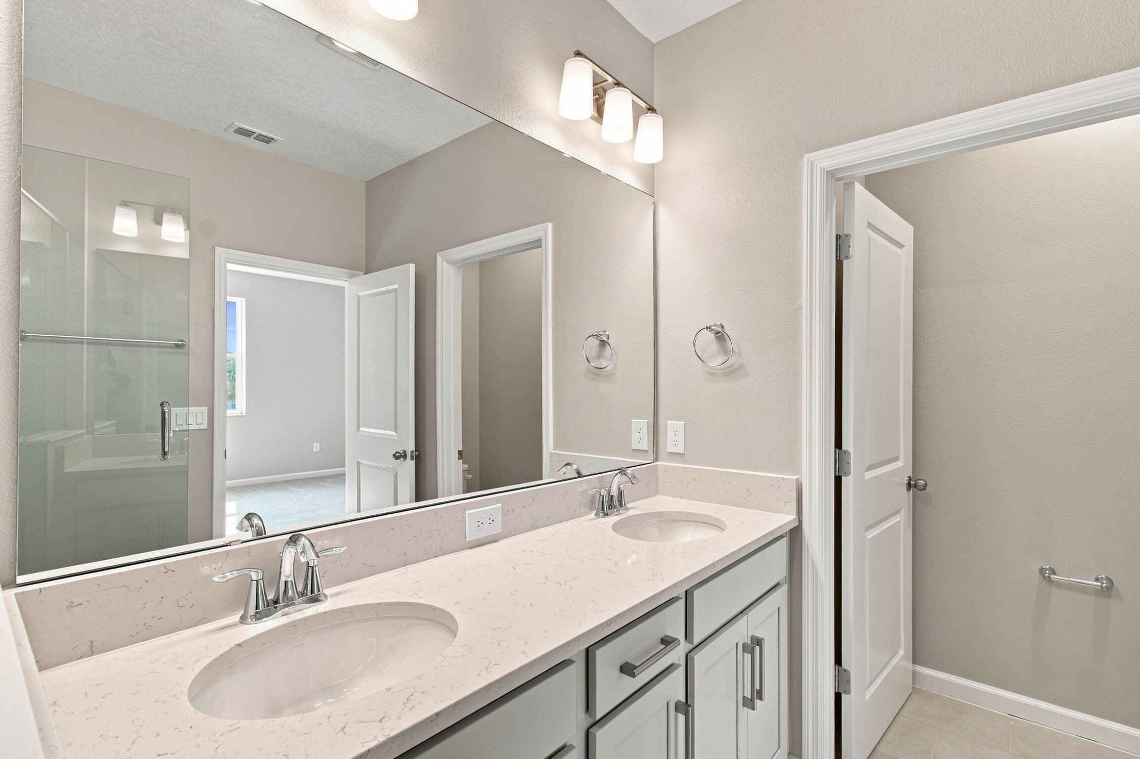 Owner's Bathroom