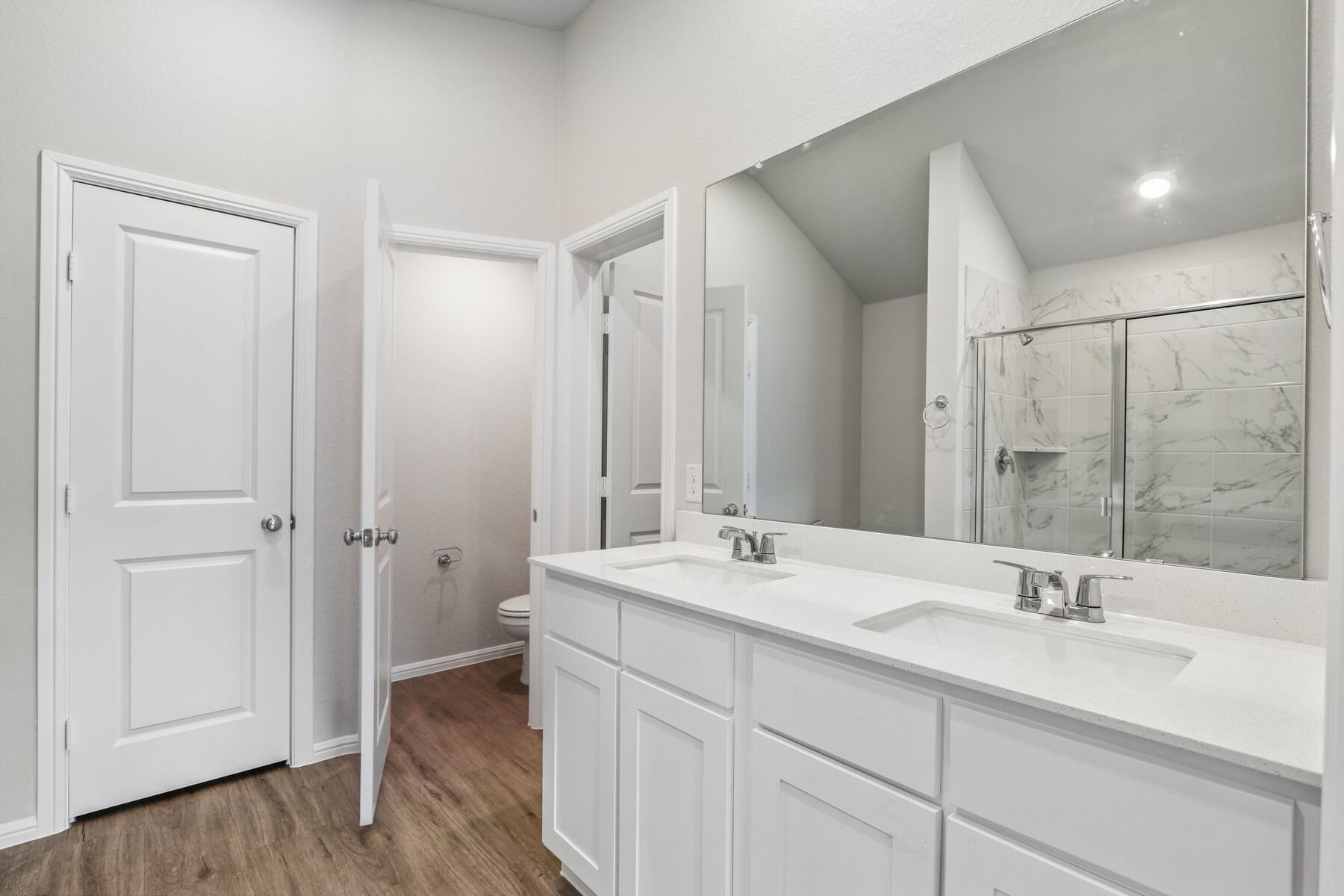 Owners Bathroom