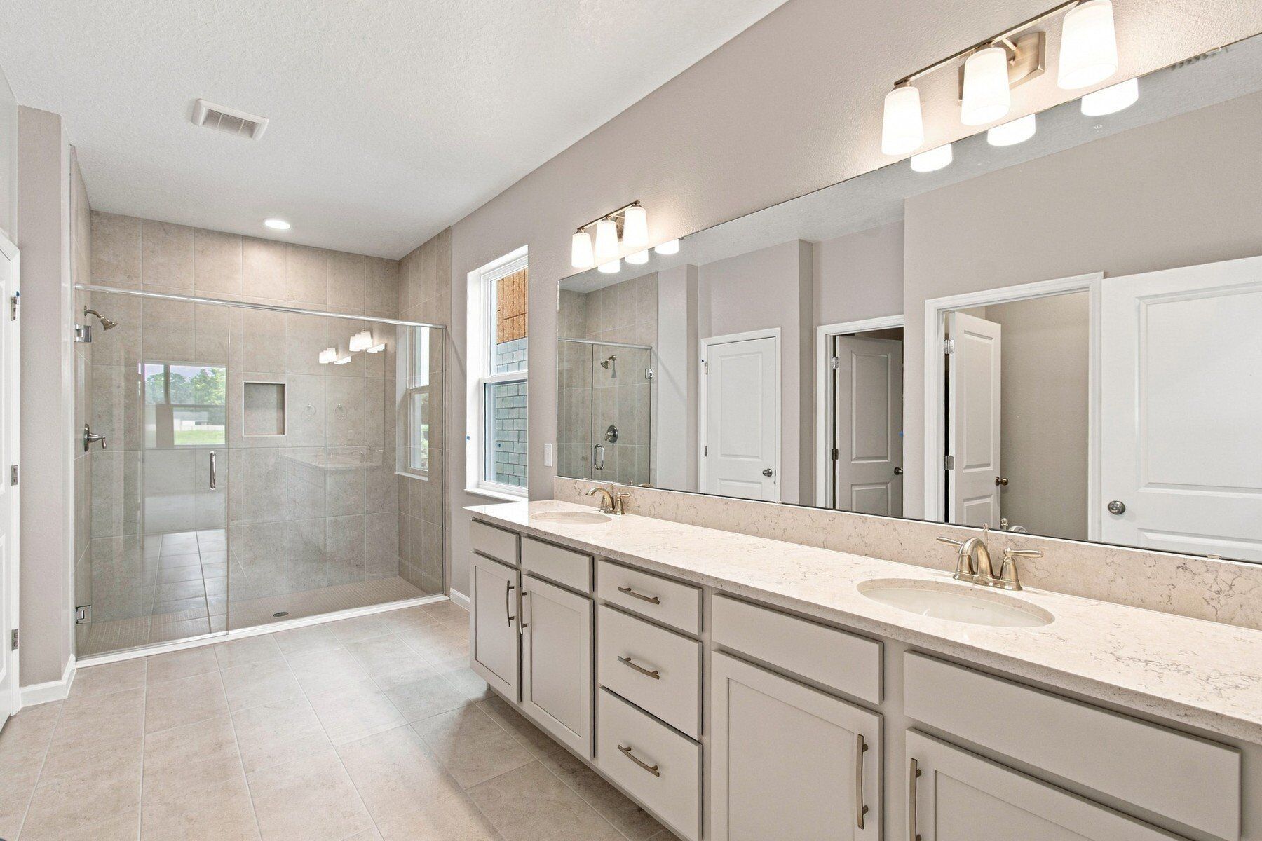Owner's Bathroom
