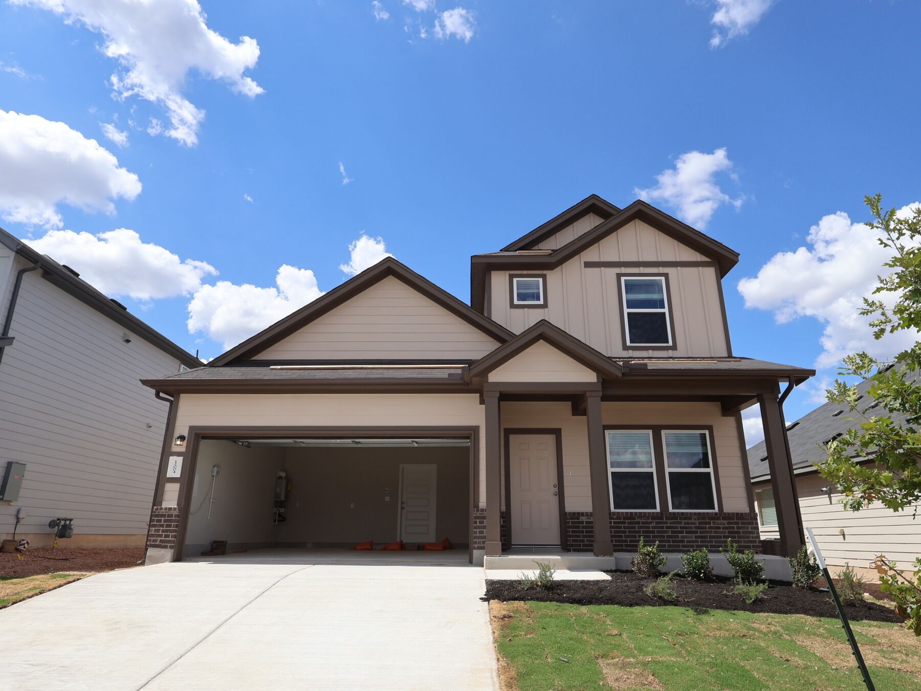 M/I Homes — Falcon - C at Cascades at Onion Creek