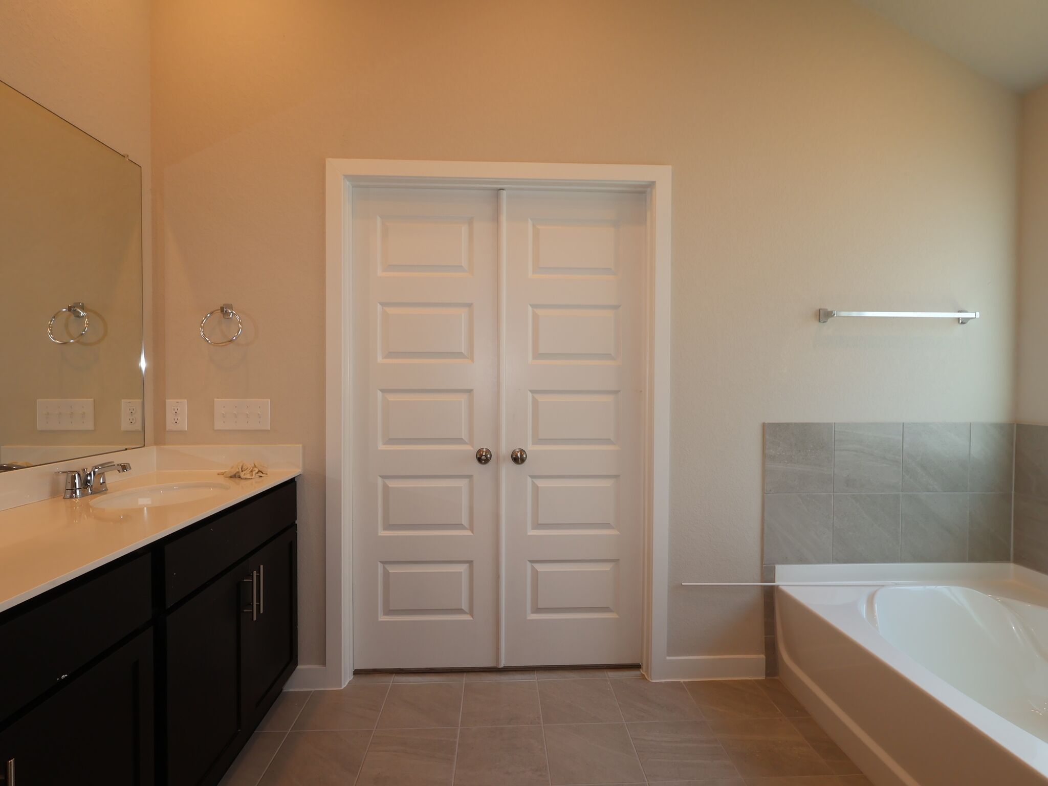 Owner's Bathroom