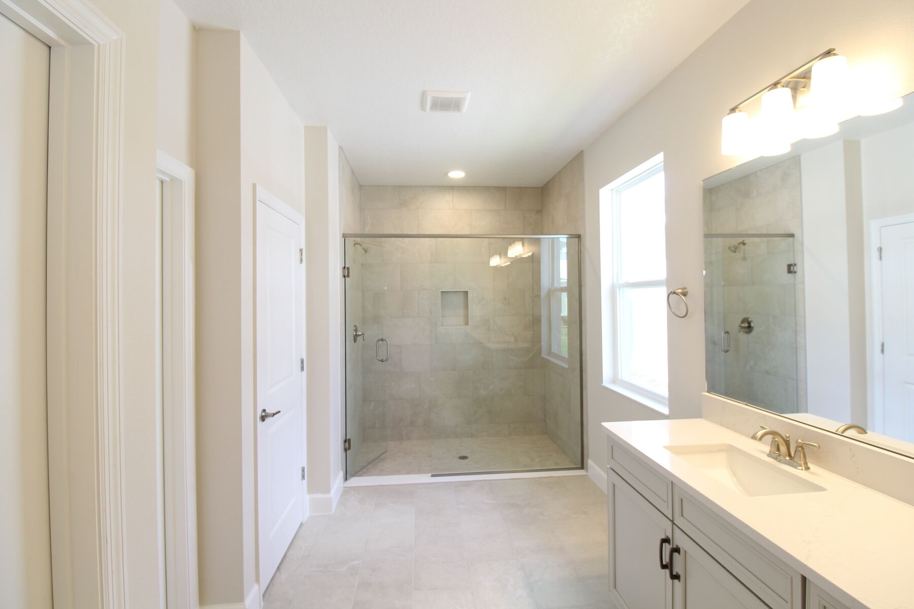 Owner's Bathroom