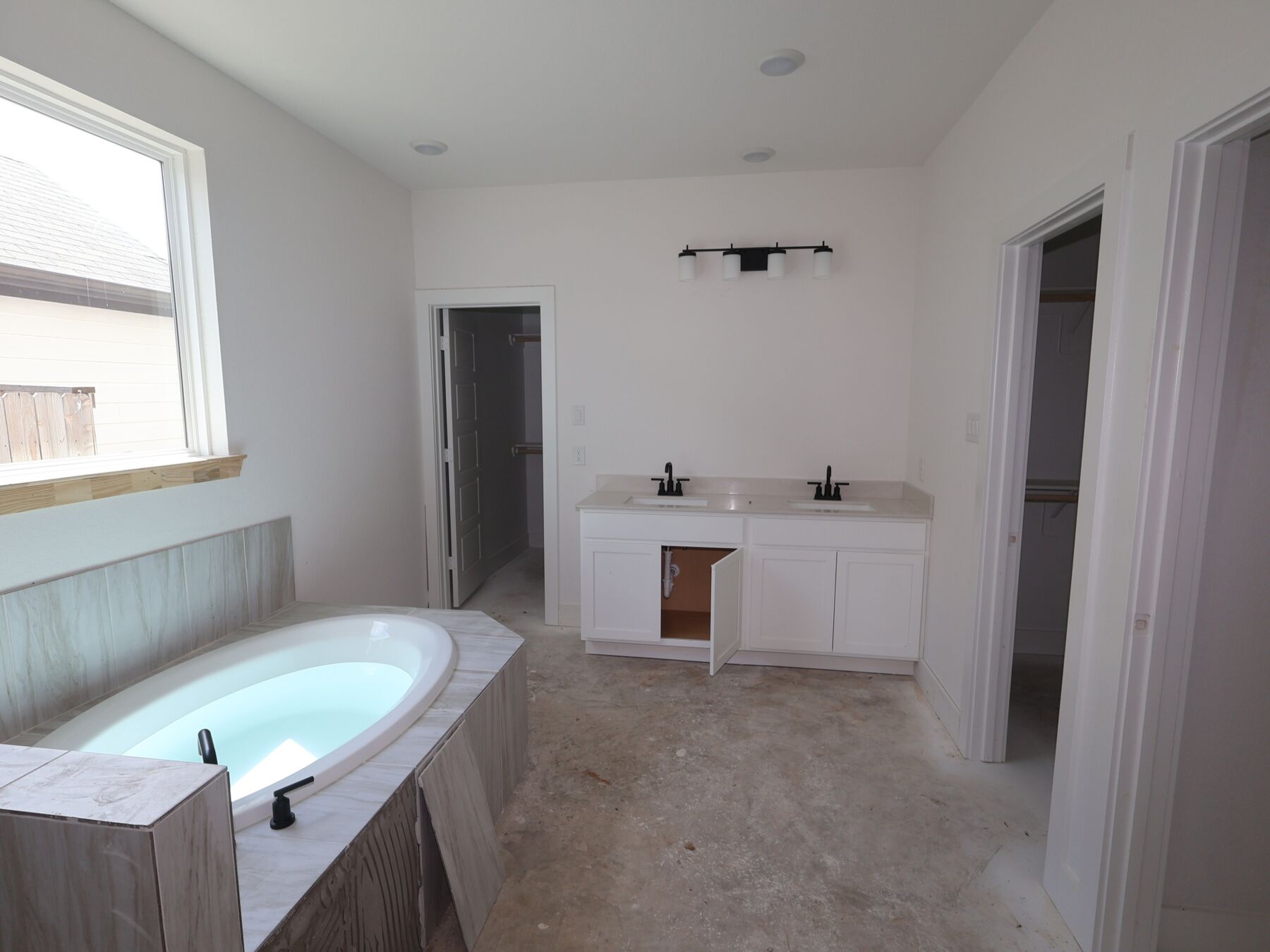 Owner's Bathroom