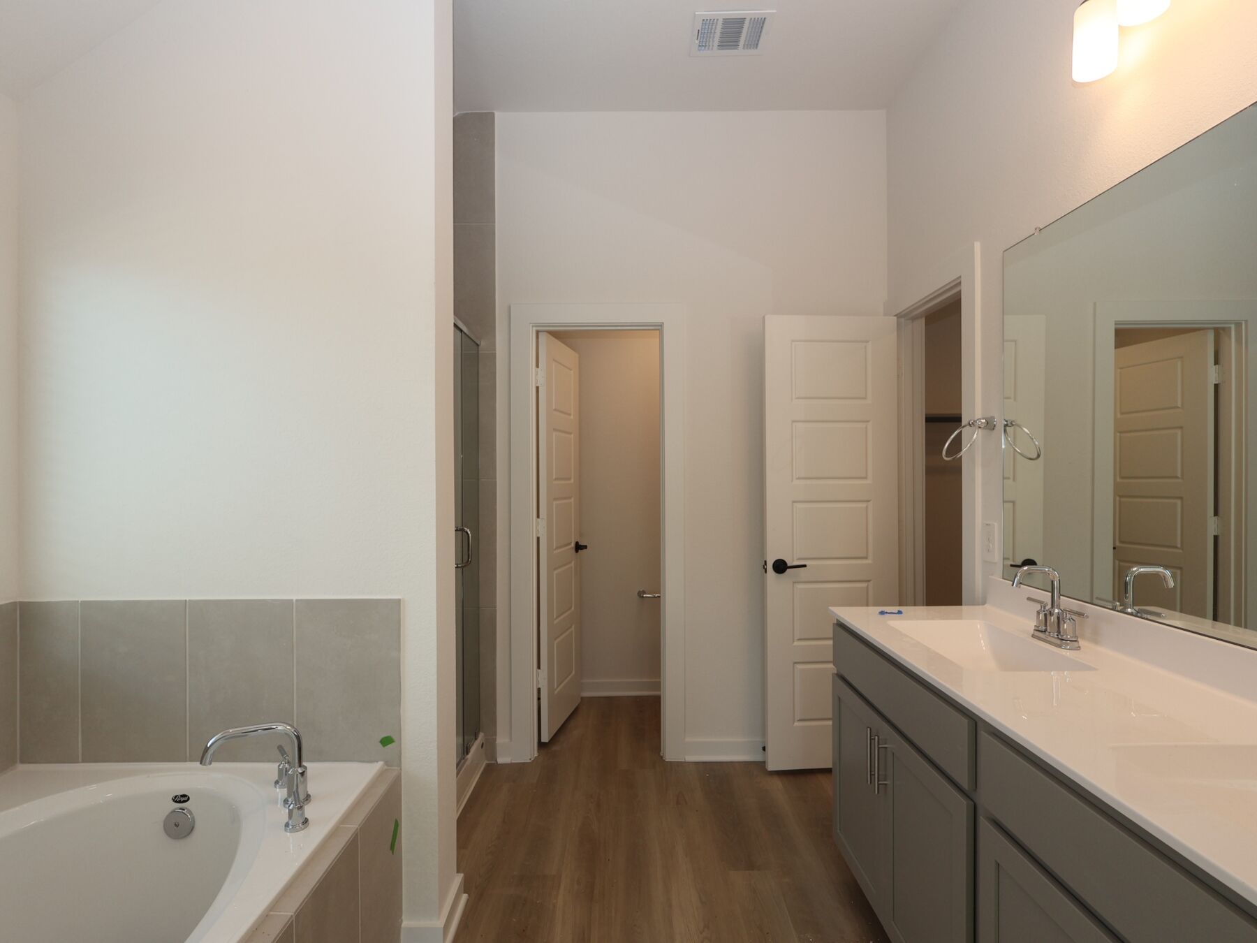Owner's Bathroom