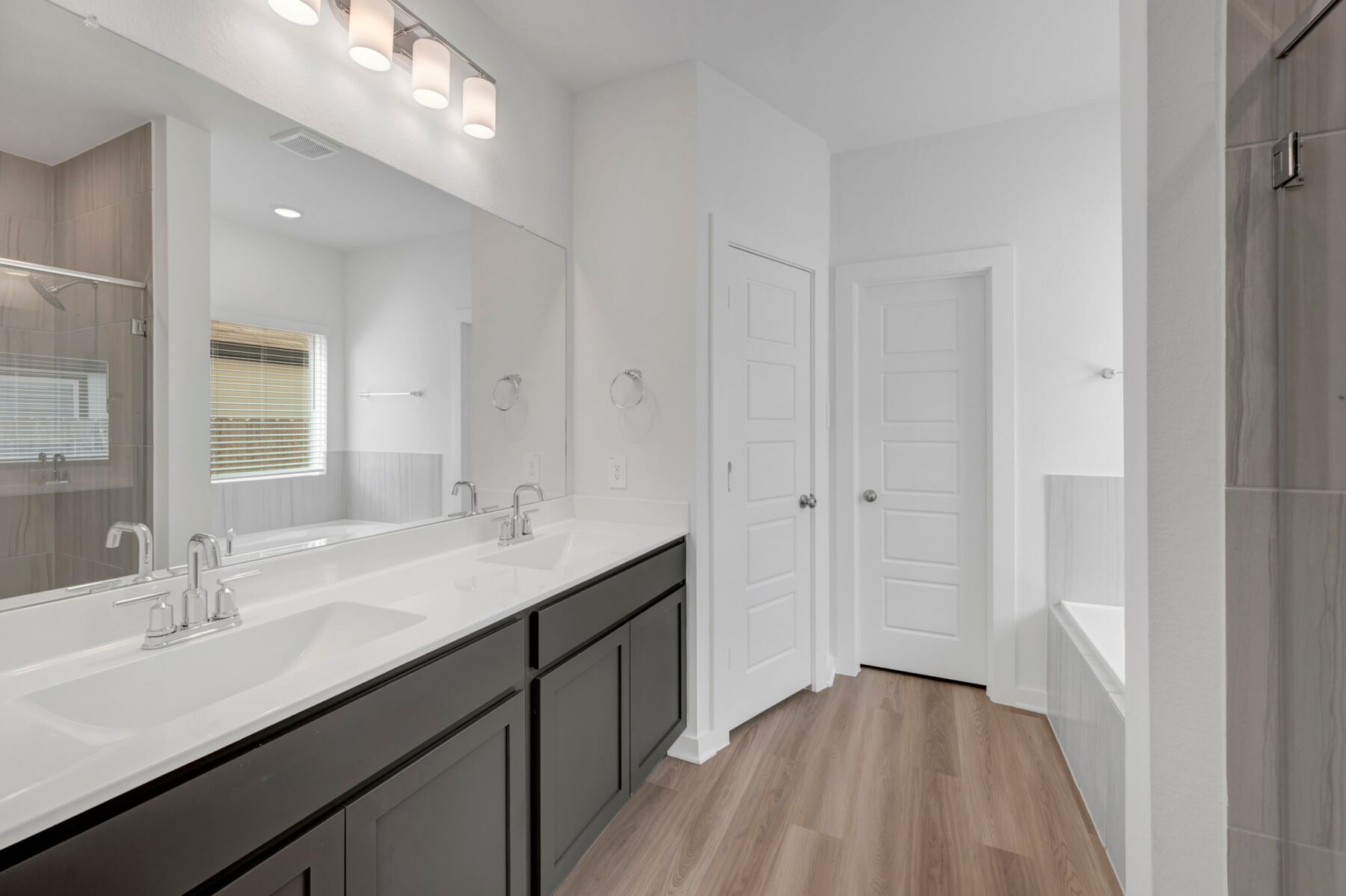 Owner's Bathroom