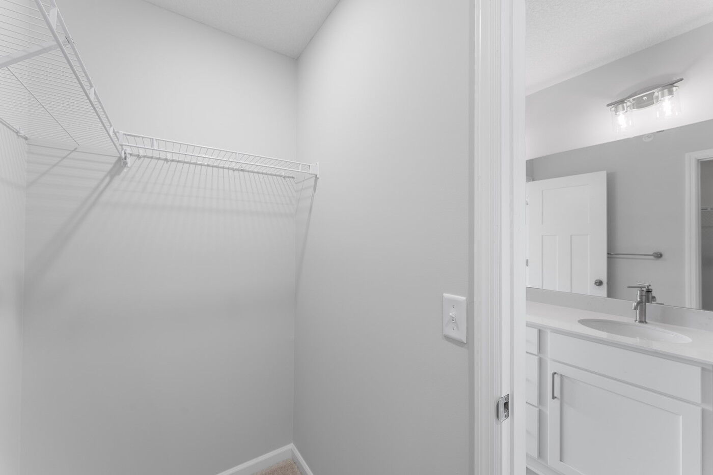 Owner's Closet 
