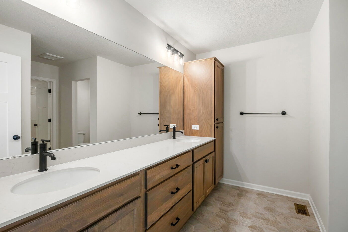 Owner's Bathroom