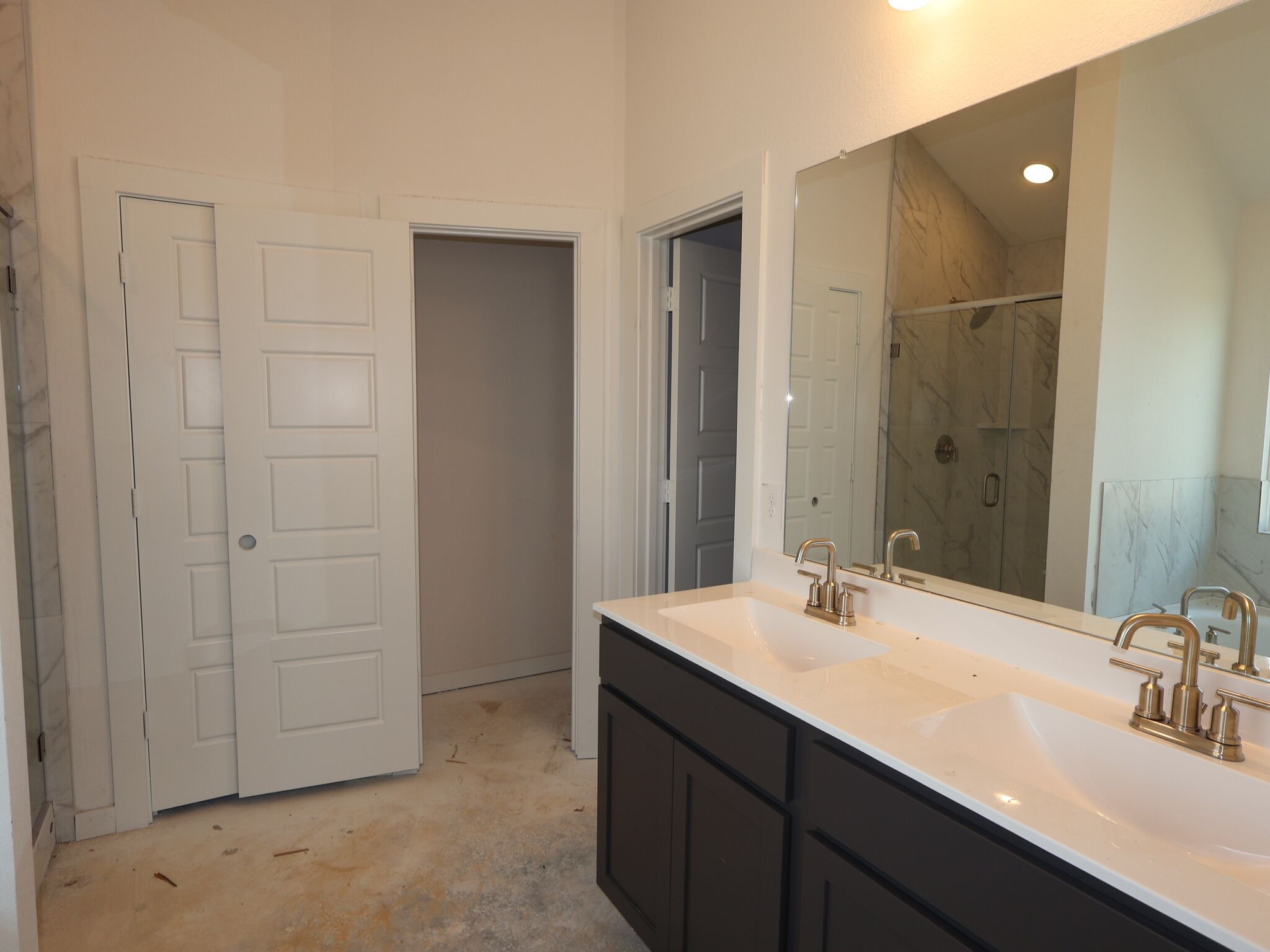 Owner's Bathroom