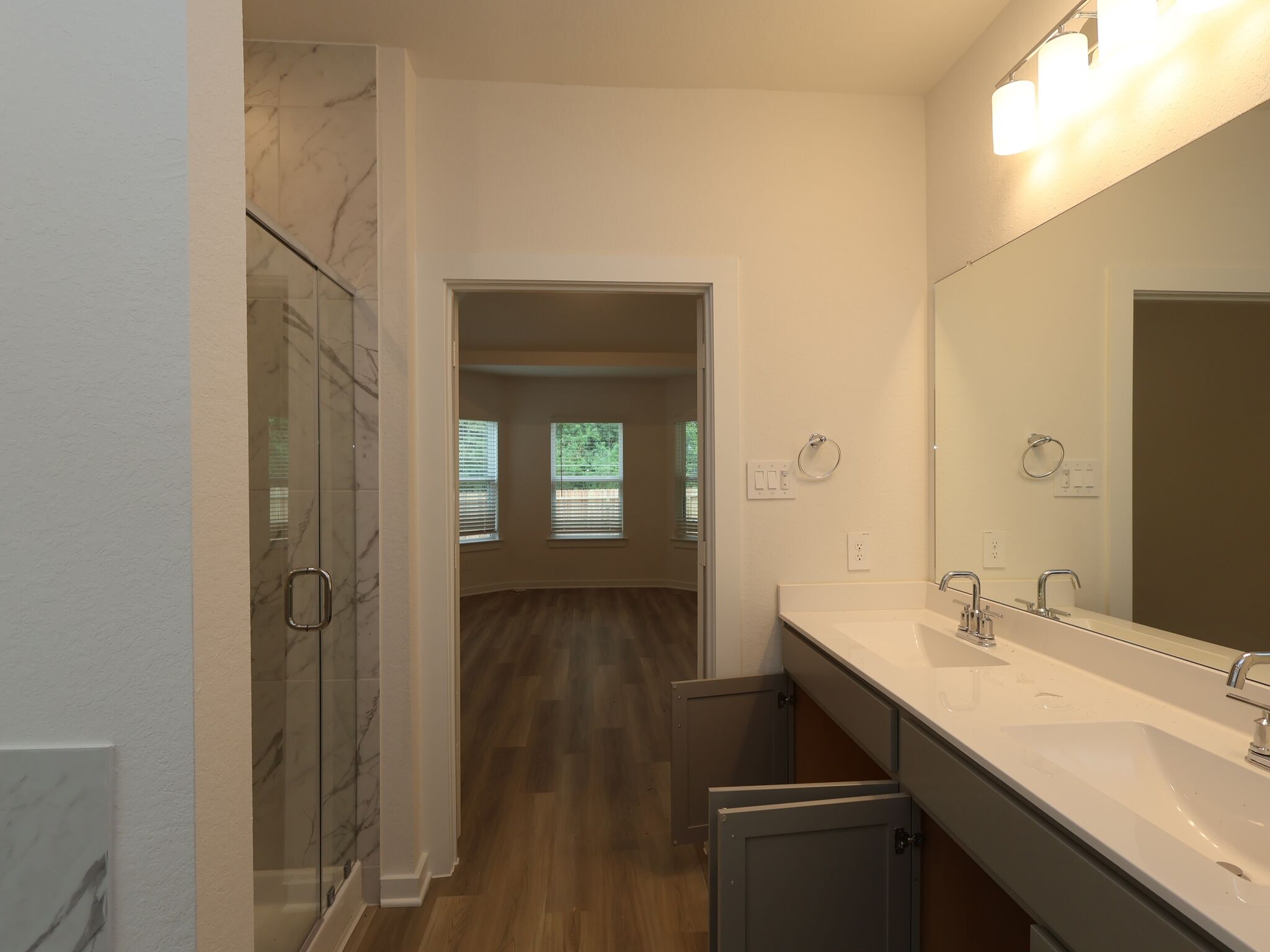 Owner's Bathroom