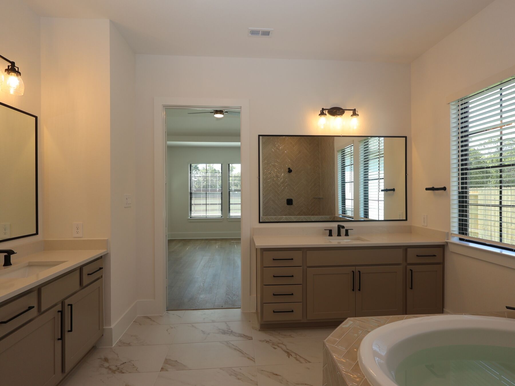 Owner's Bathroom