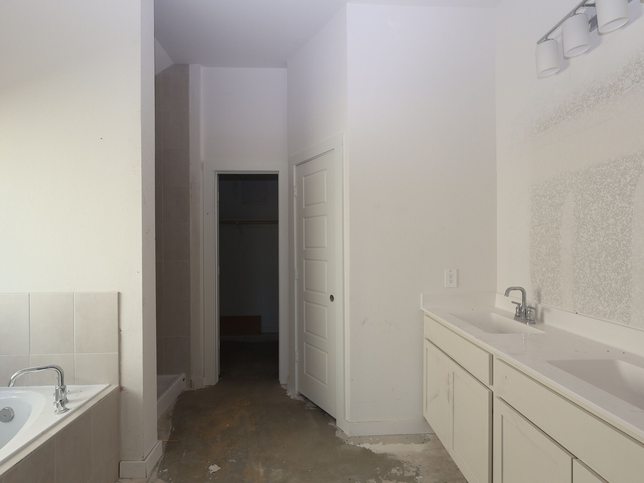 Owner's Bathroom