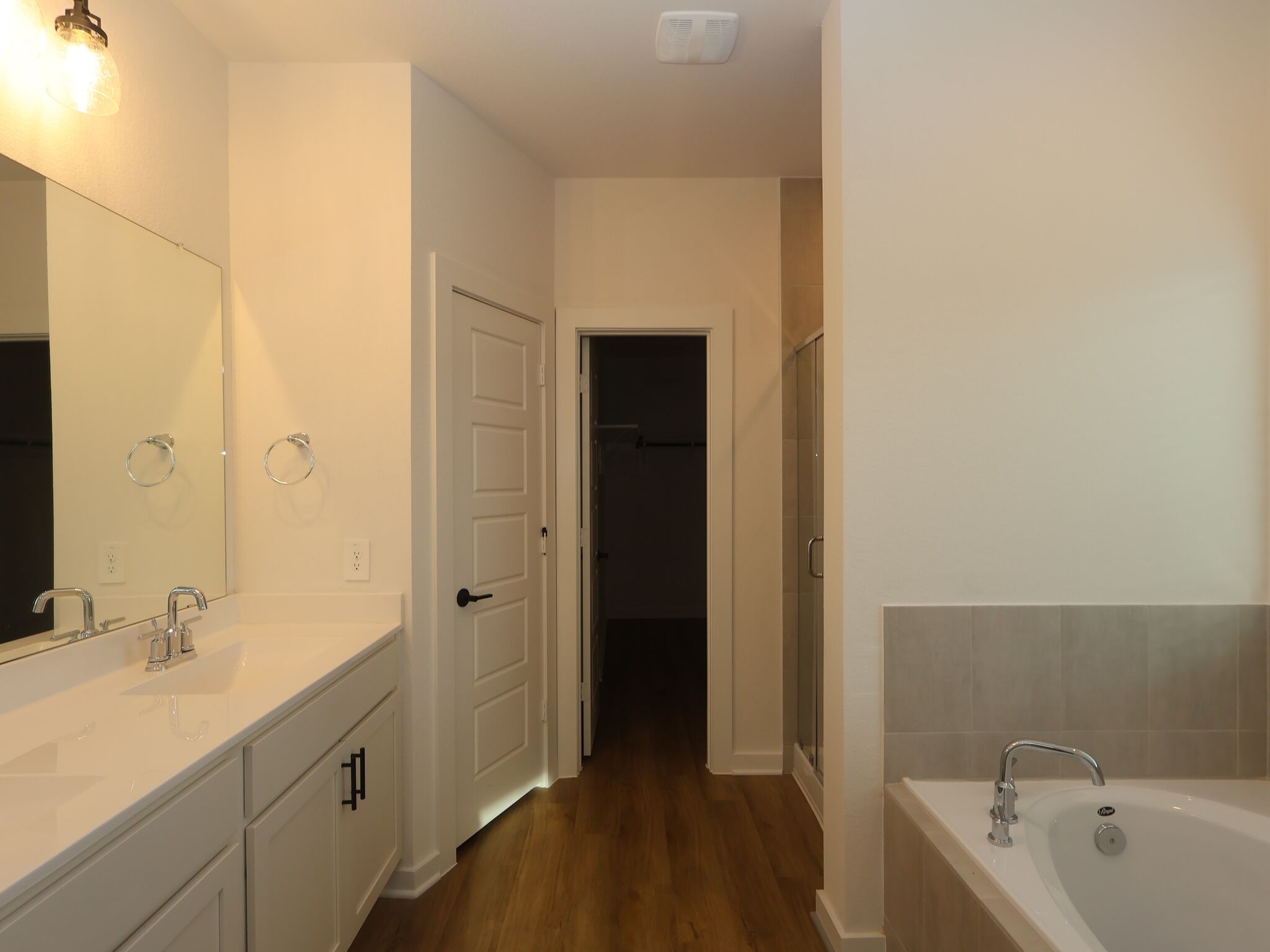 Owner's Bathroom