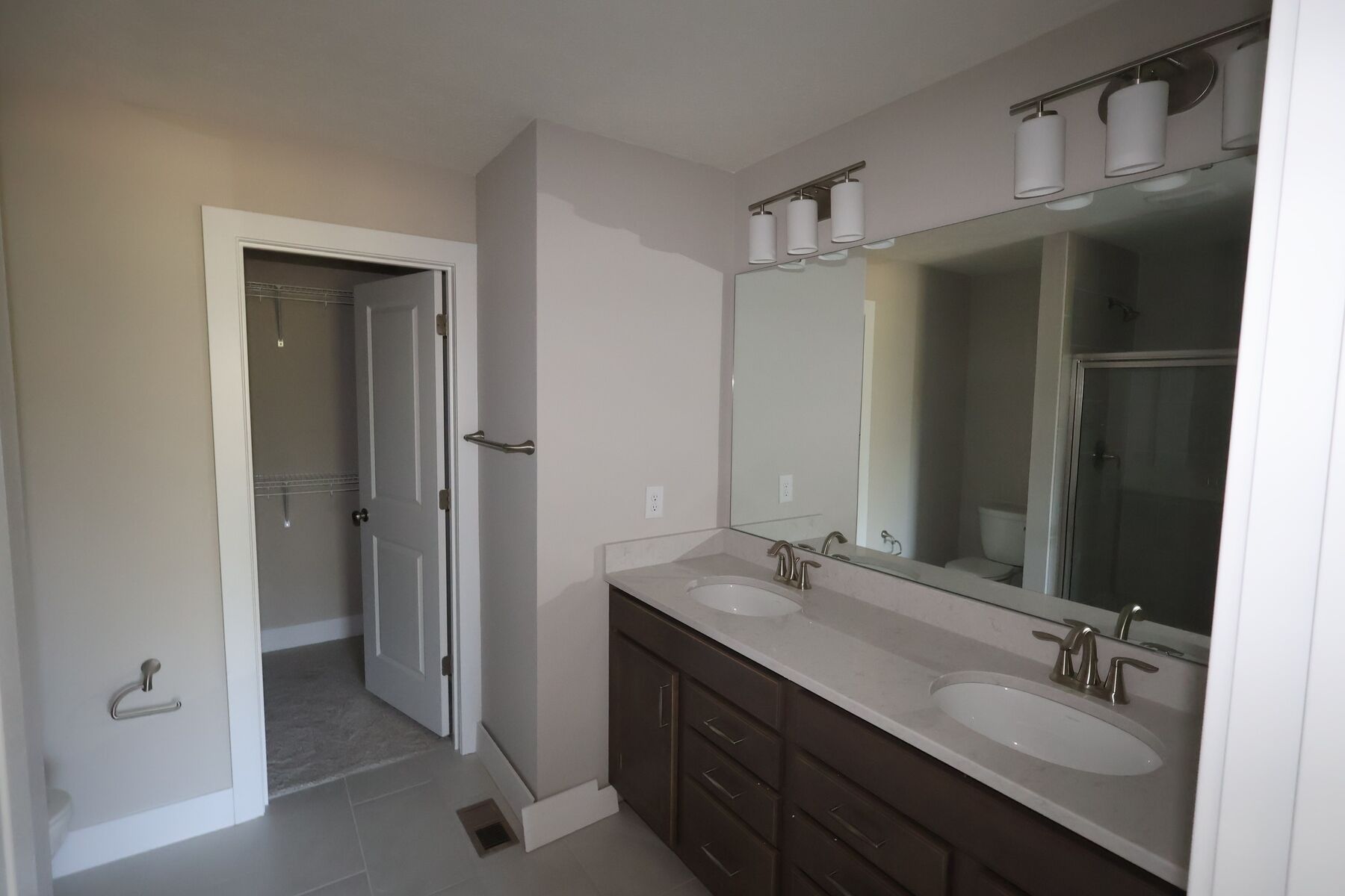 Owner's Bathroom