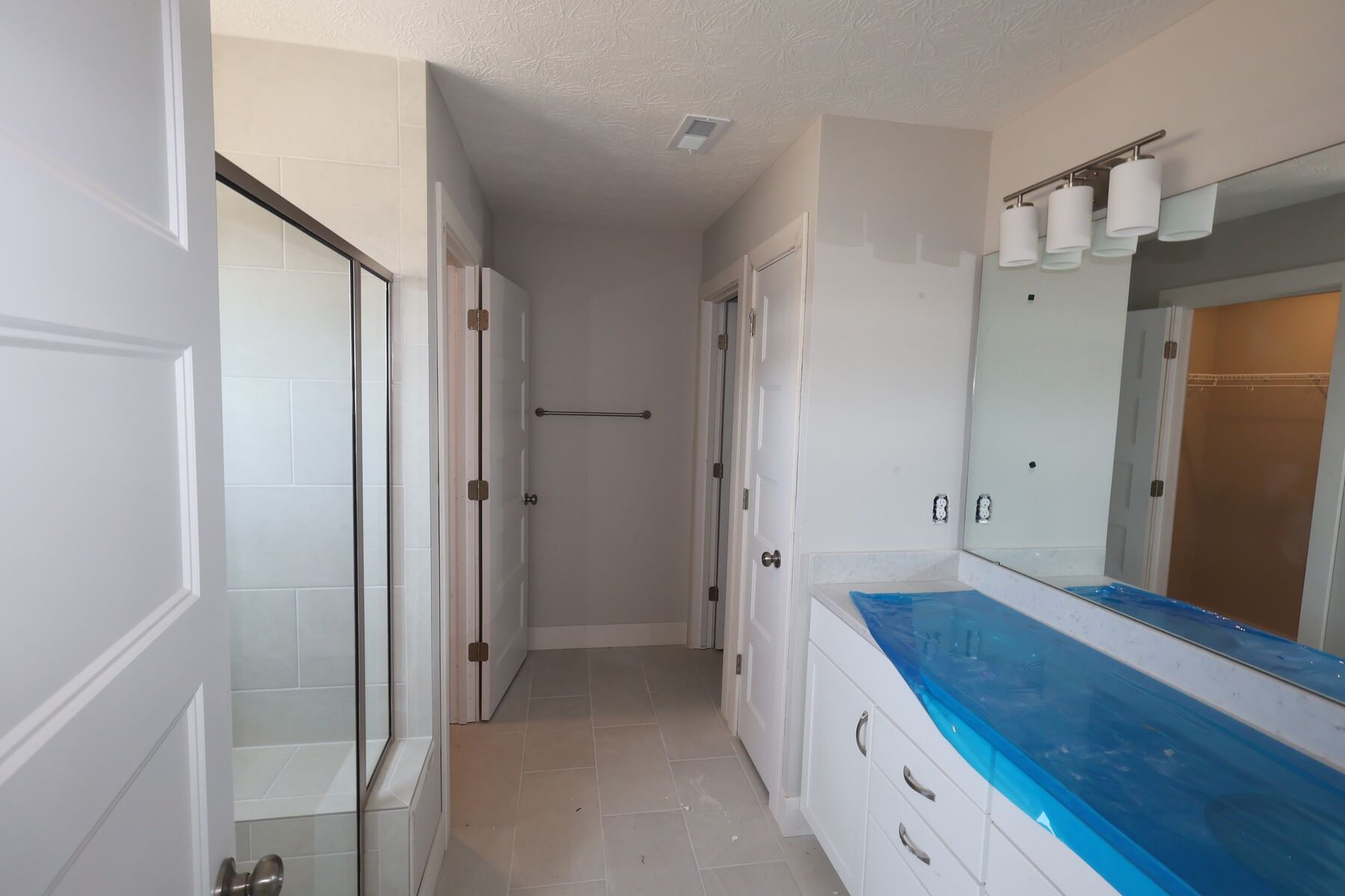 Owner's Bathroom