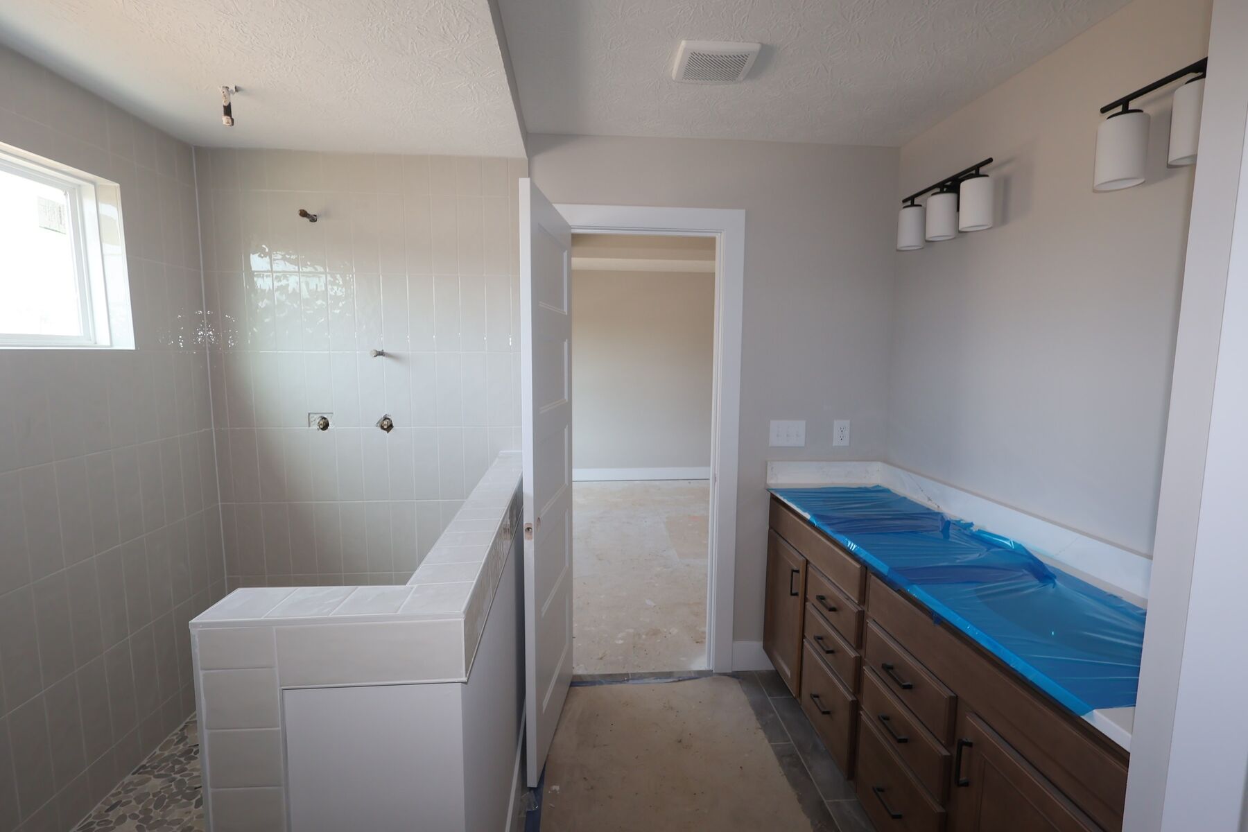 Owner's Bathroom