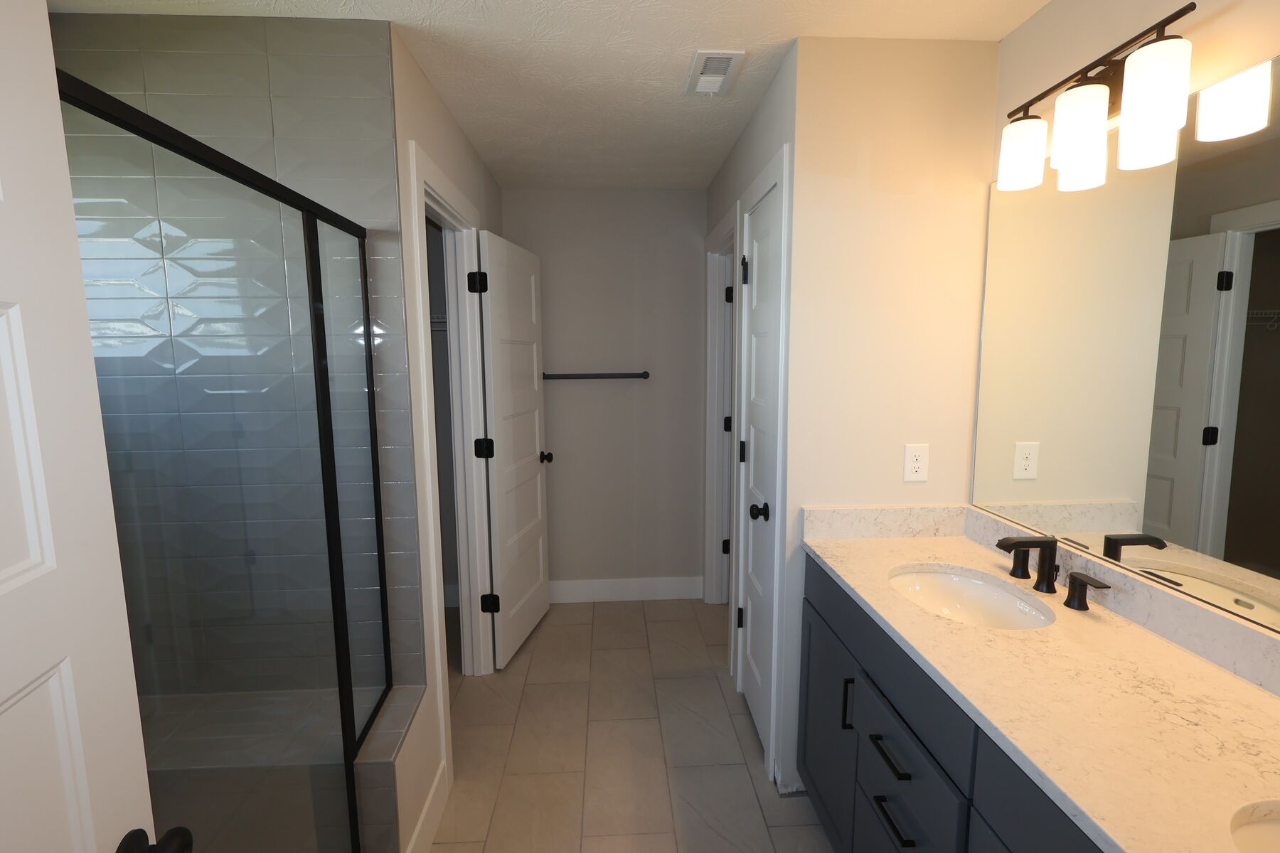 Owner's Bathroom