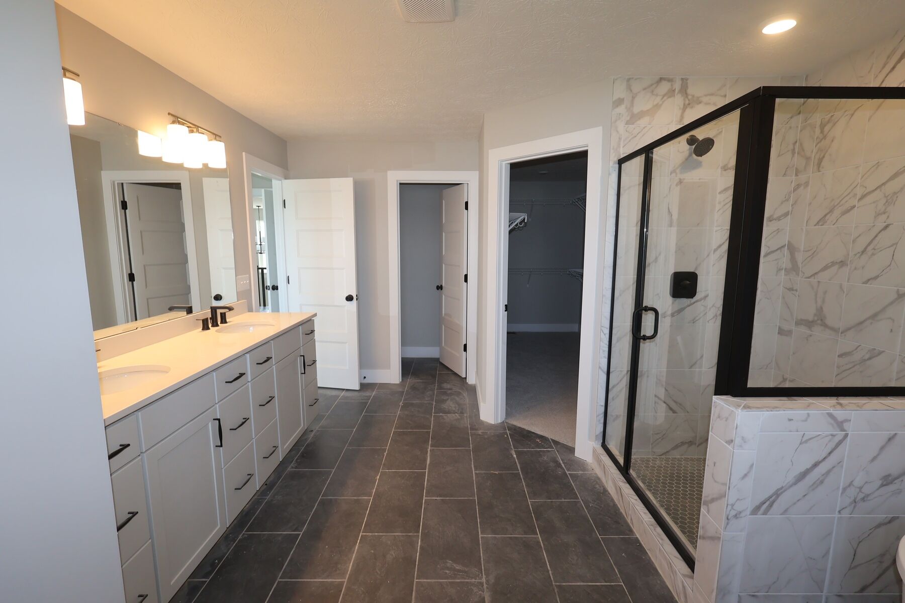 Owner's Bathroom