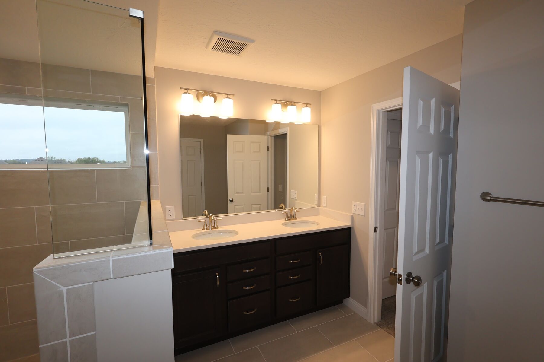 Owner's Bathroom
