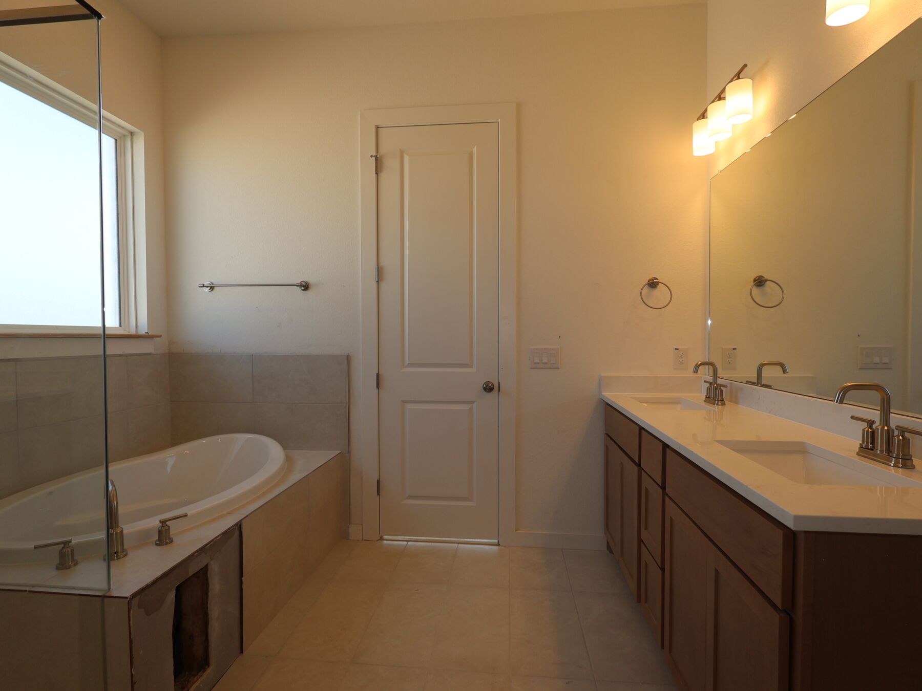 Owner's Bathroom