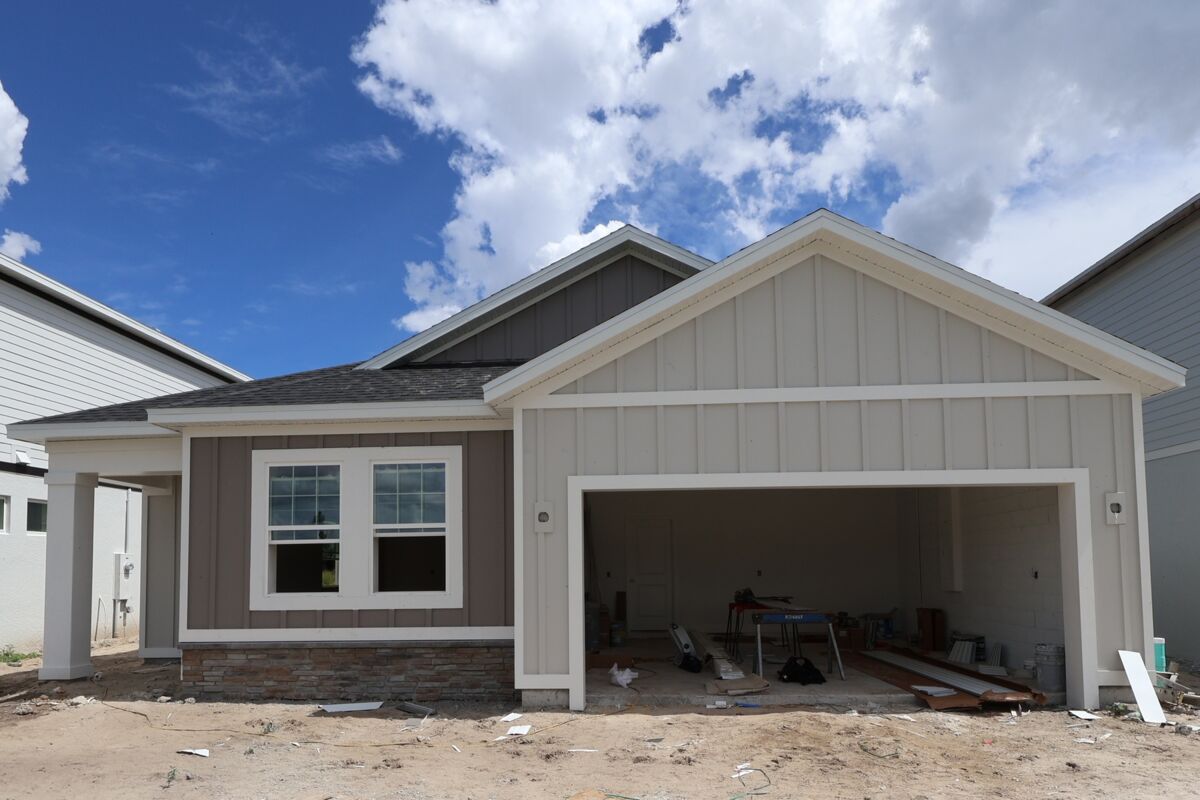MLS #O6437896 - 2867 Sweetgrass Lane Zellwood, FL 32798 - M/I Homes