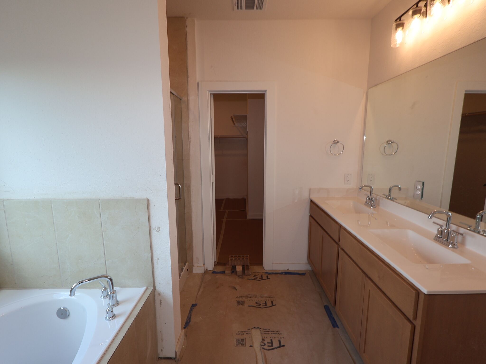 Owner's Bathroom