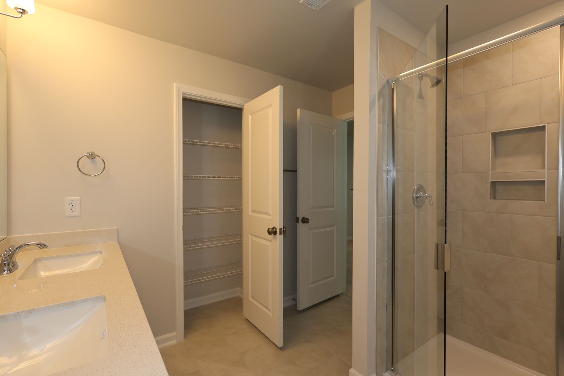 Owner's Bathroom