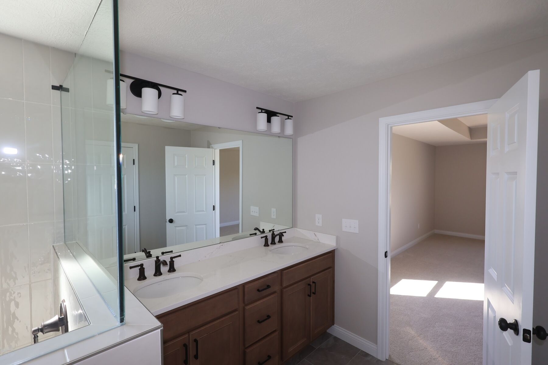 Owner's Bathroom