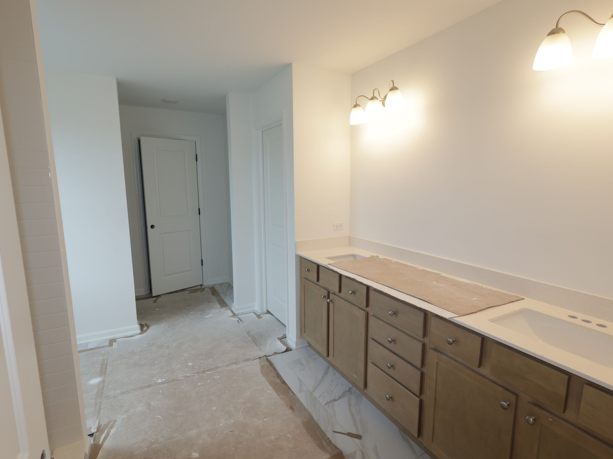 Owner's Bathroom