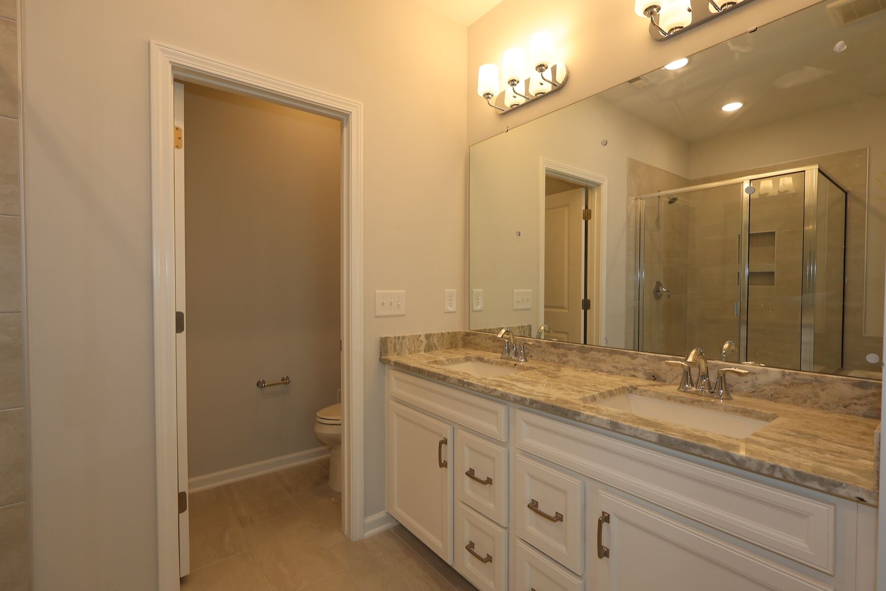 Owner's Bathroom