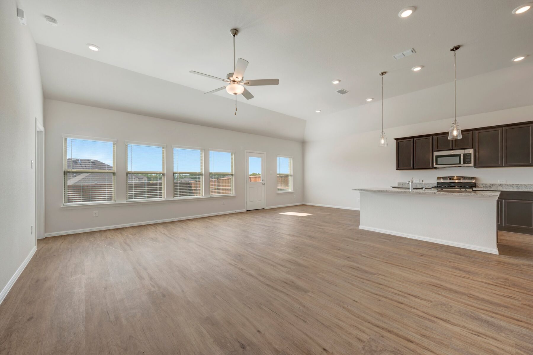 Barbosa at 3304 Majesty Lane, Denton, Texas: photo 2
