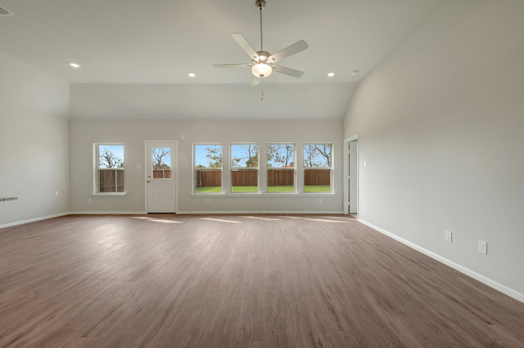 Barbosa at 3212 Kingdom Drive, Denton, Texas: photo 2