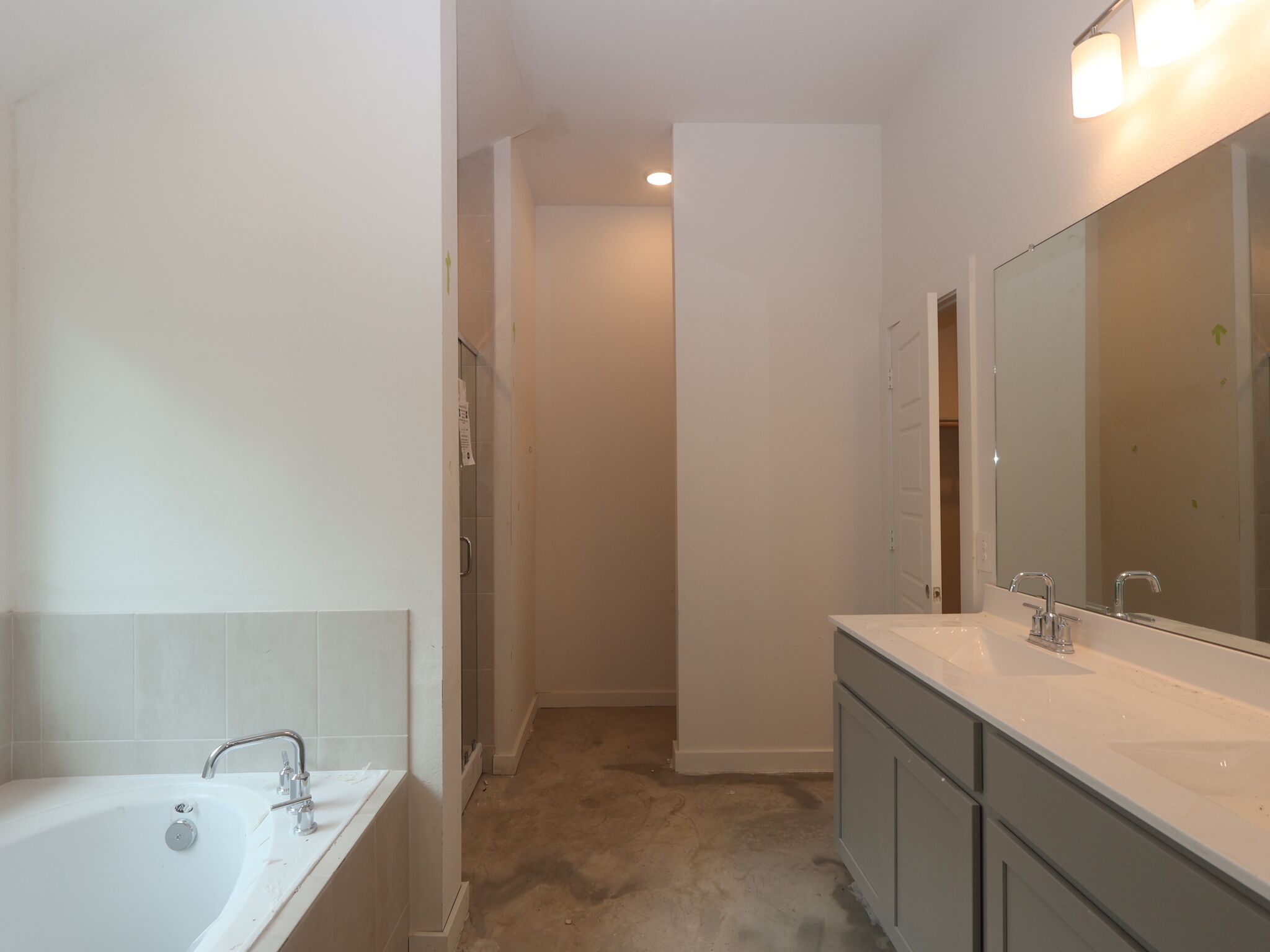 Owner's Bathroom