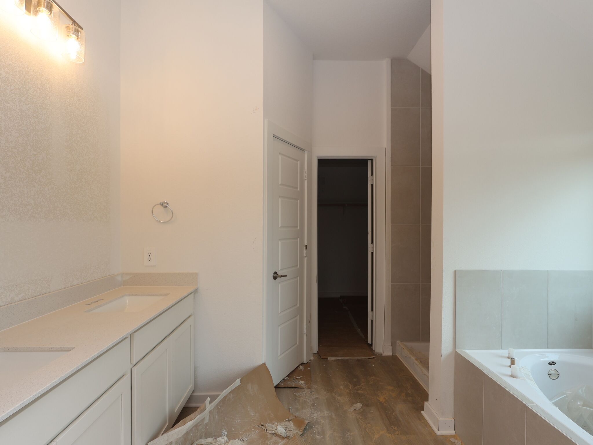 Owner's Bathroom