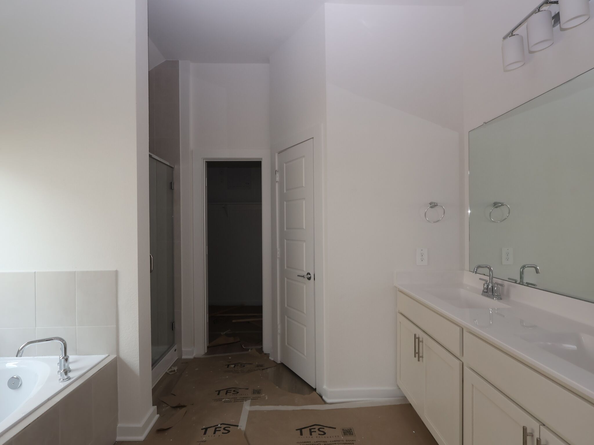 Owner's Bathroom