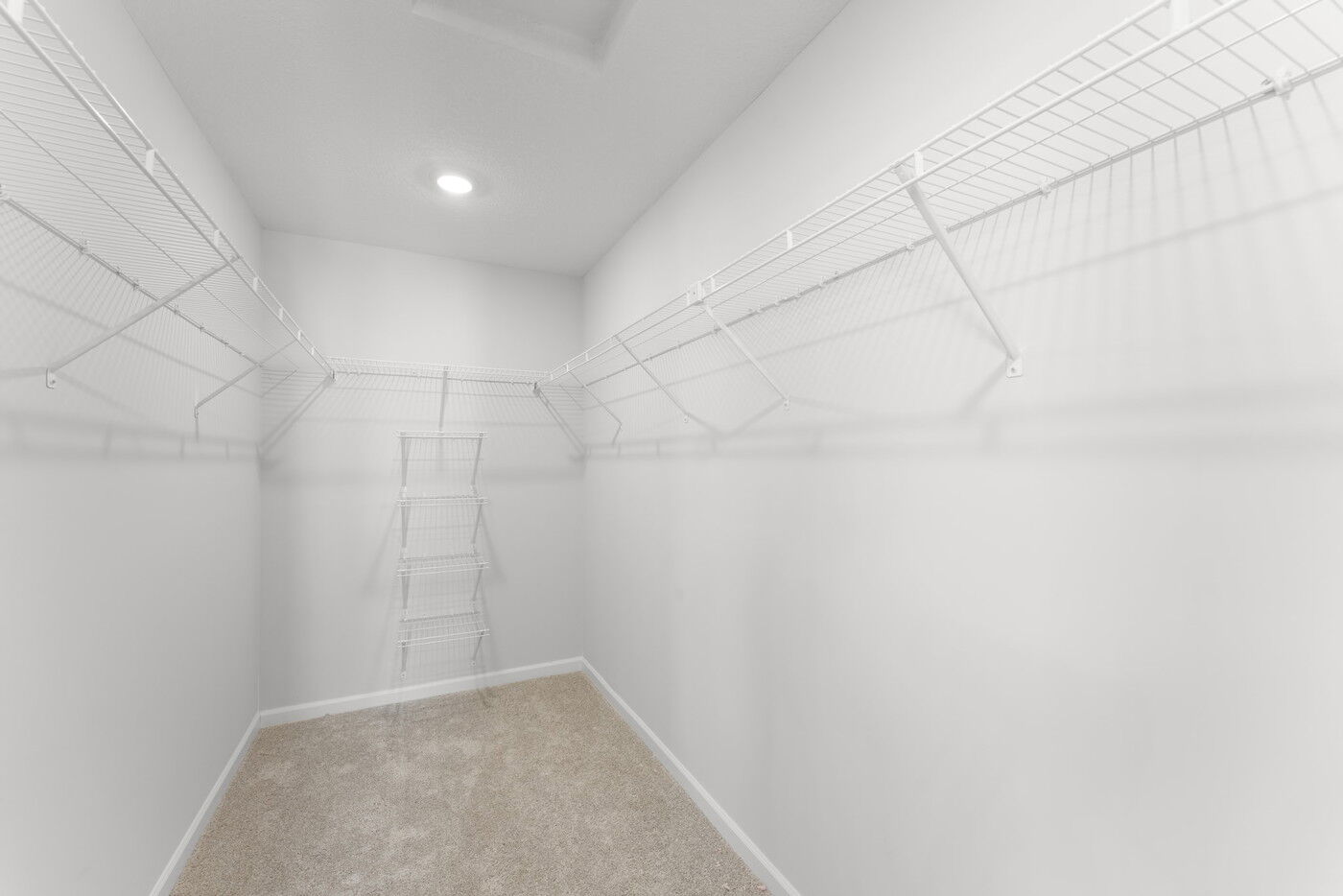 Owner's Closet 