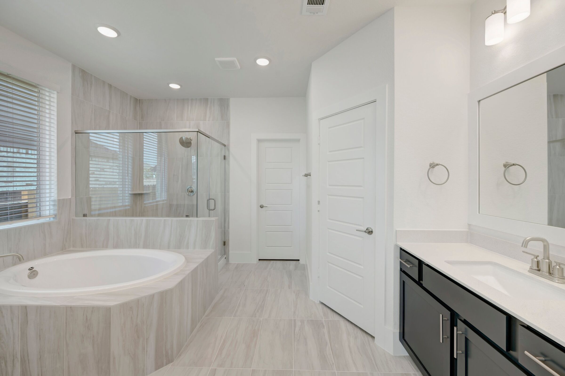 Owner's Bathroom