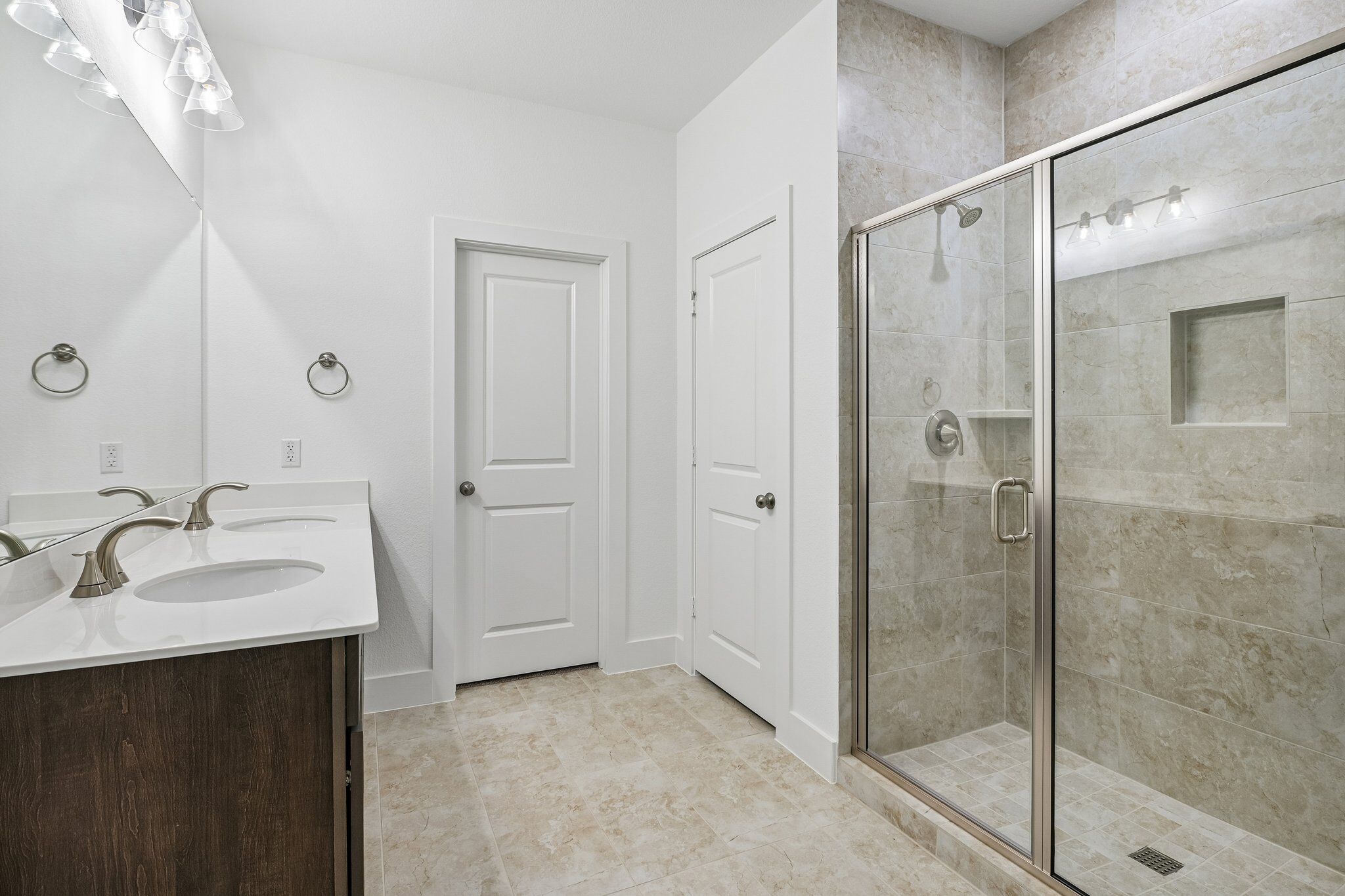 Owner's Bathroom