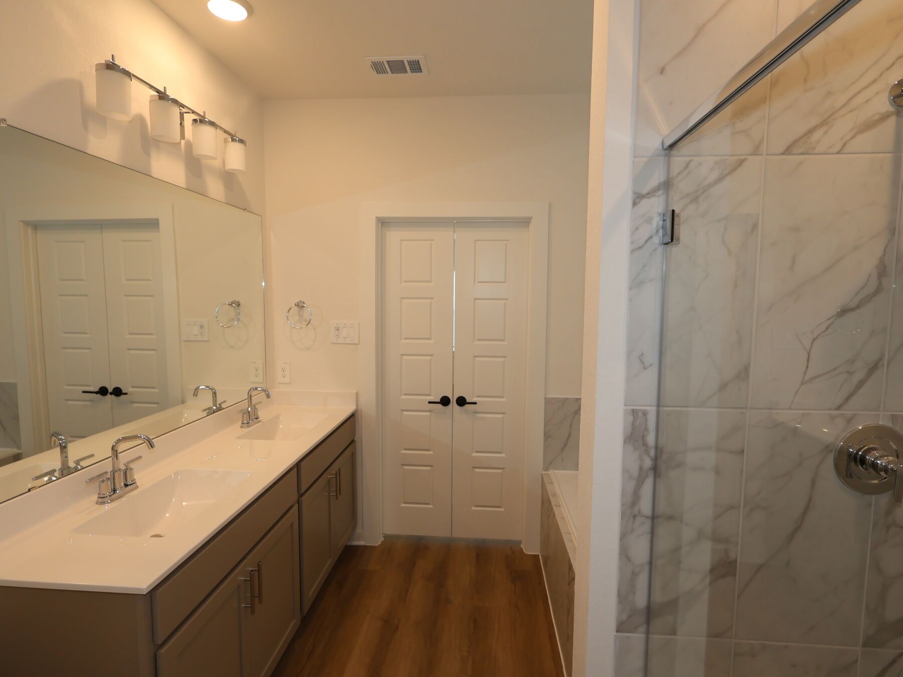 Owner's Bathroom