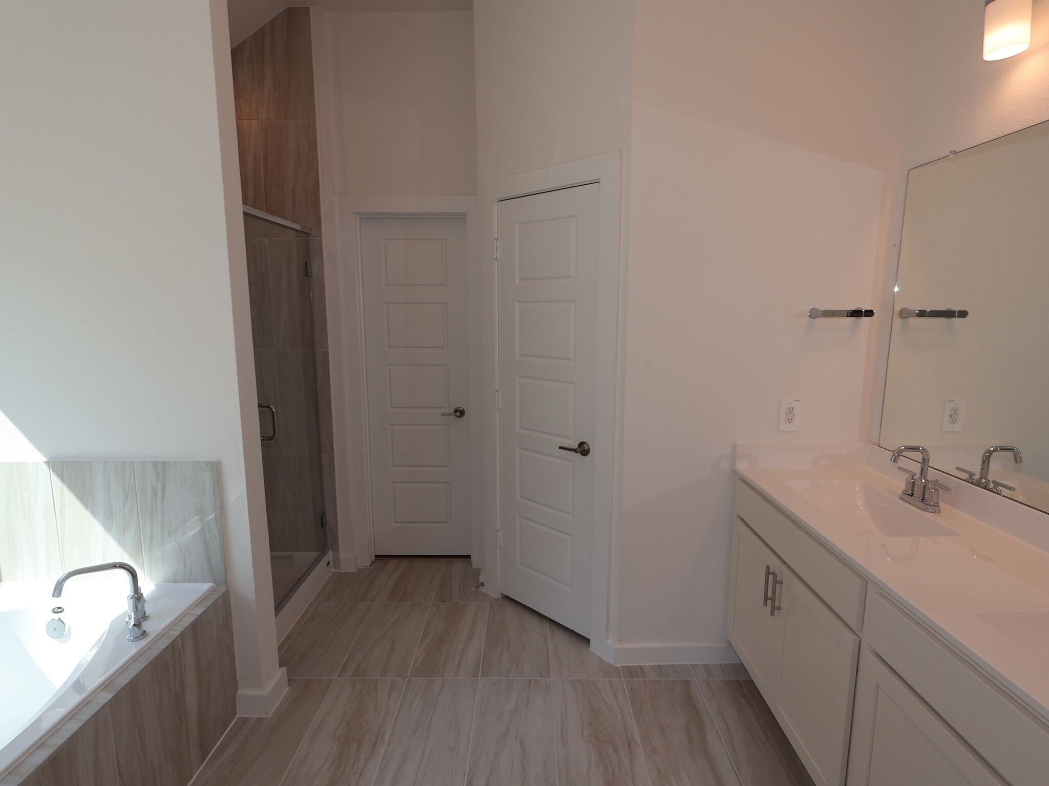 Owner's Bathroom
