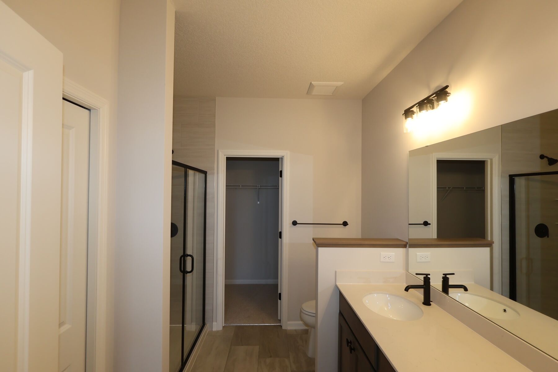 Owner's Bathroom