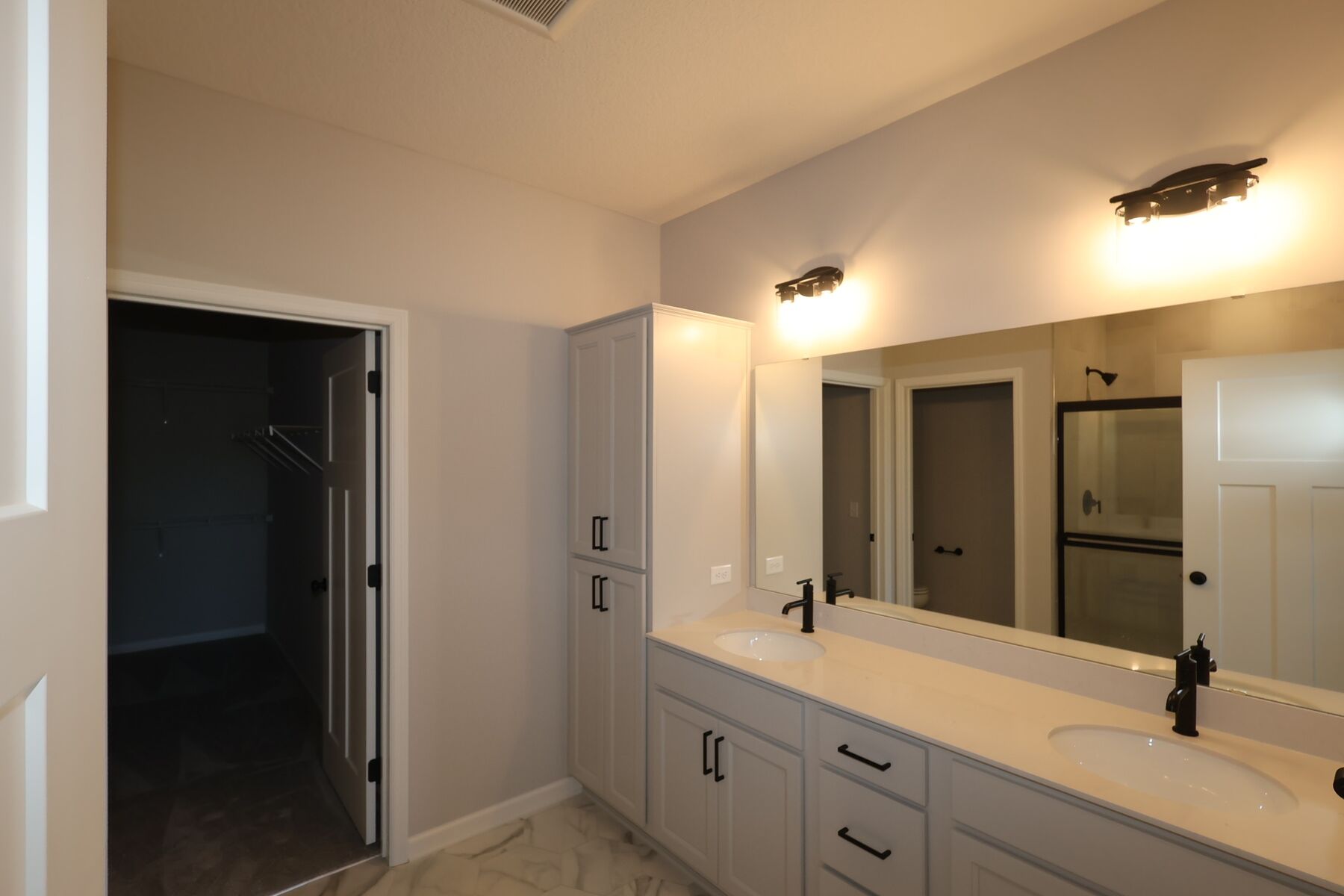 Owner's Bathroom