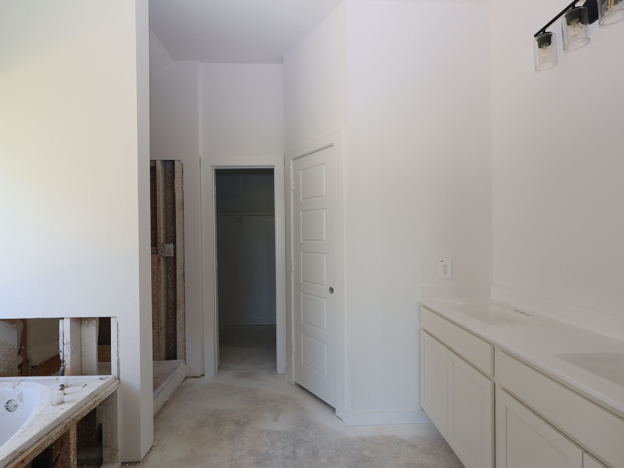 Owner's Bathroom