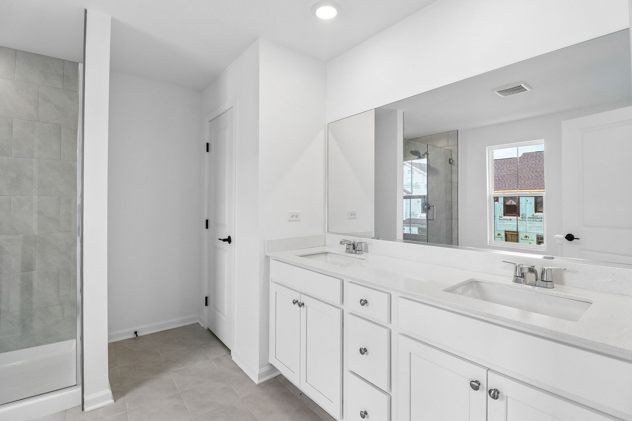 Owners Bathroom 