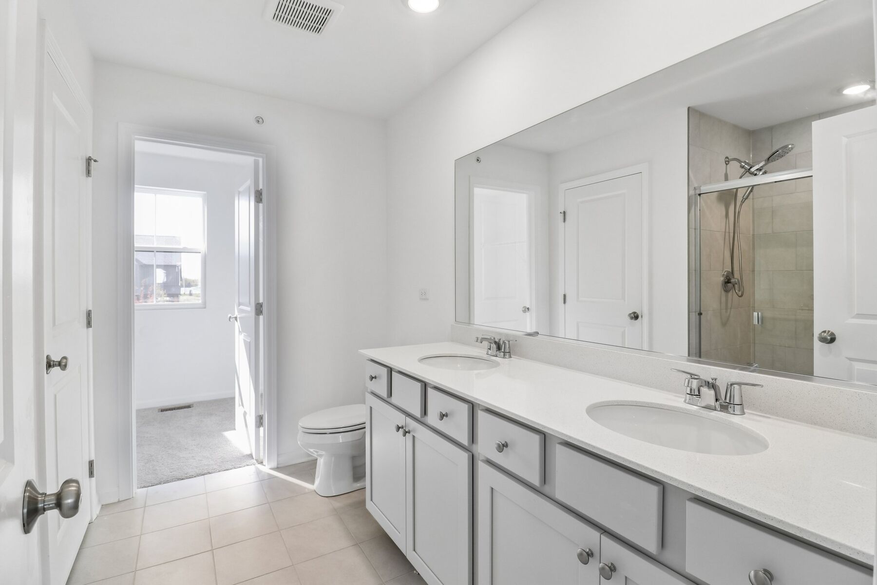 Owners Bathroom 