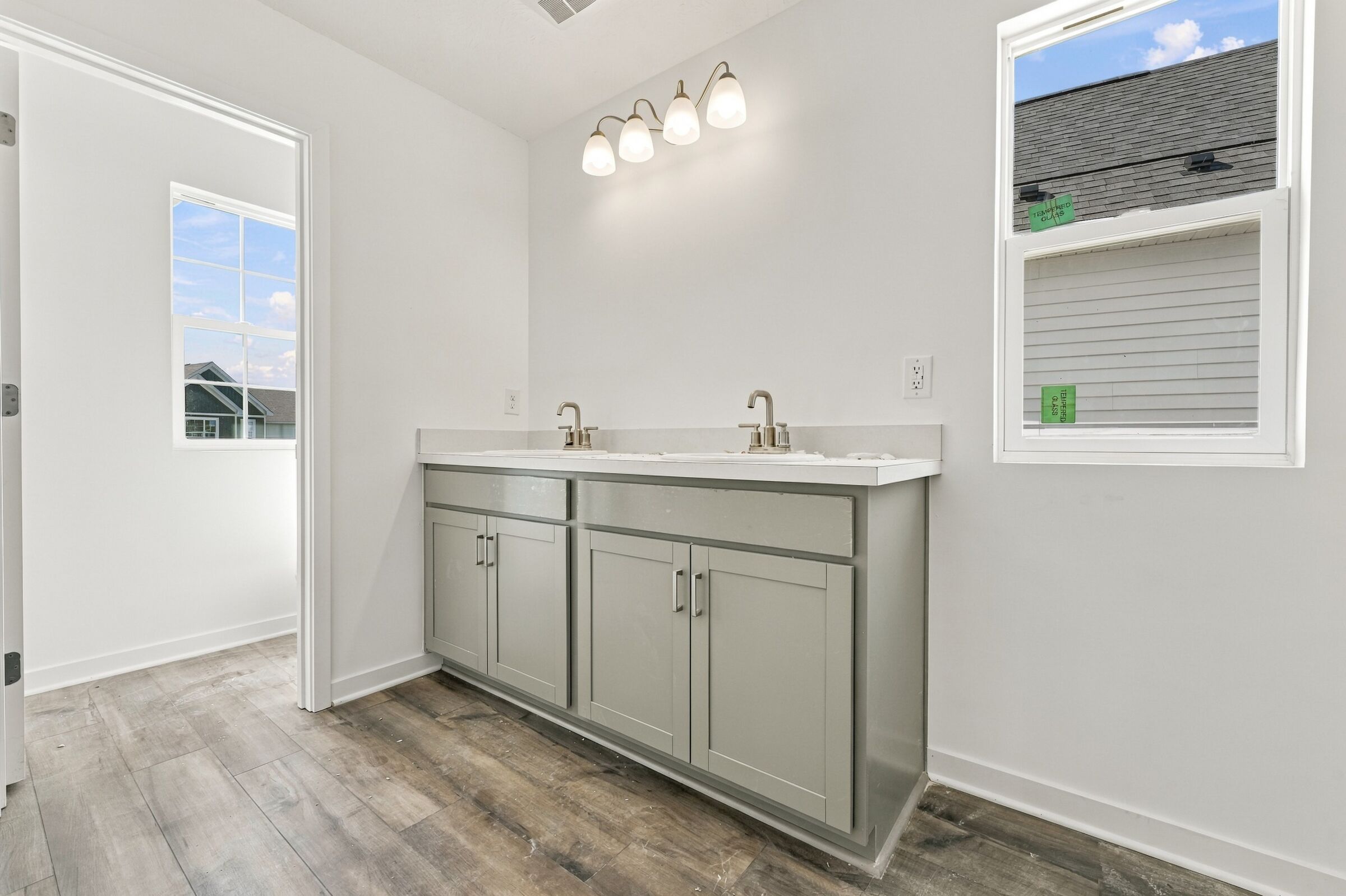 Owner's Bathroom