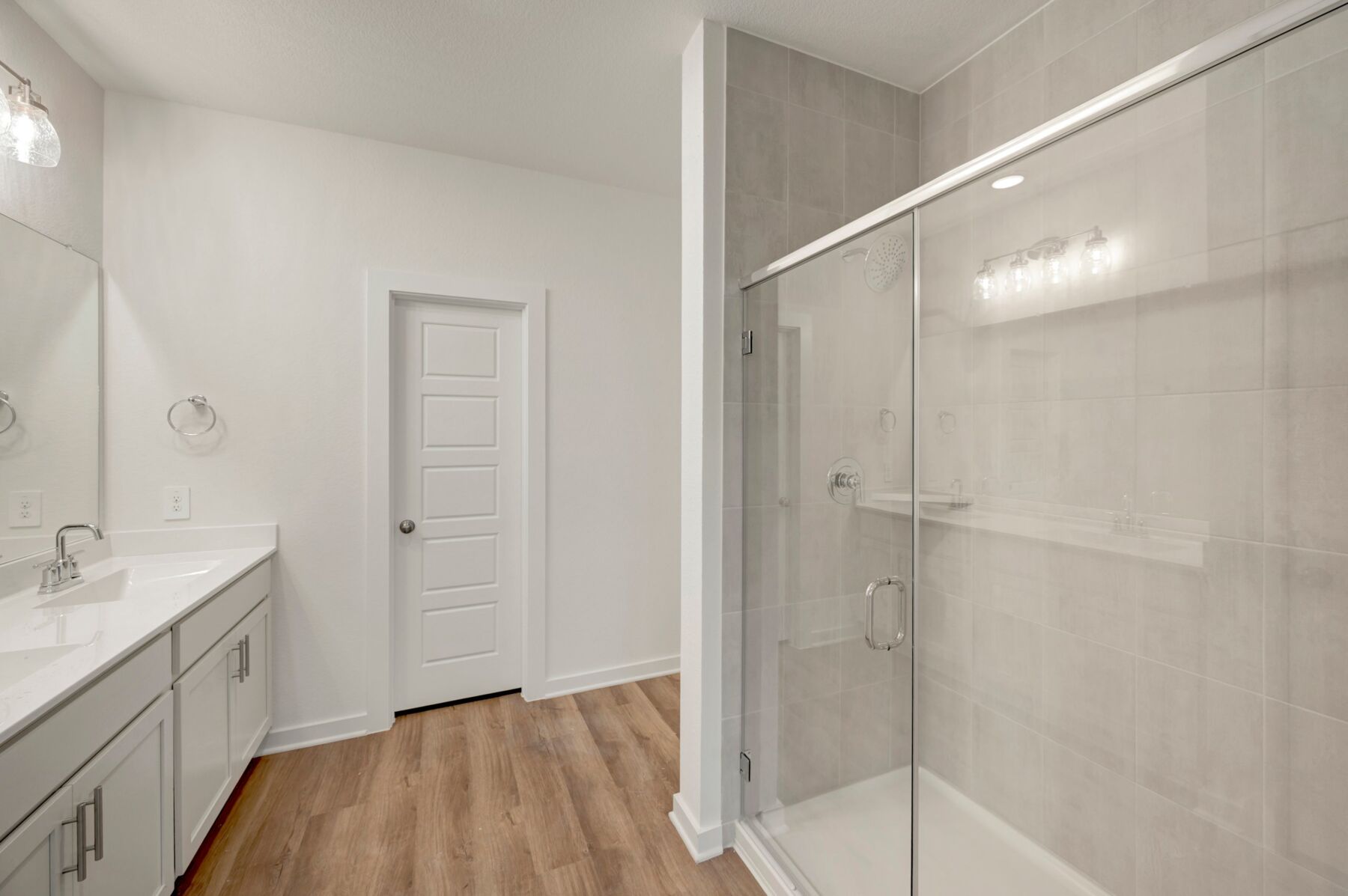 Owner's Bathroom