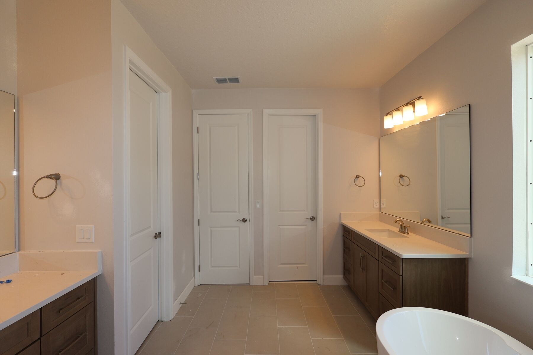 Owner's Bathroom